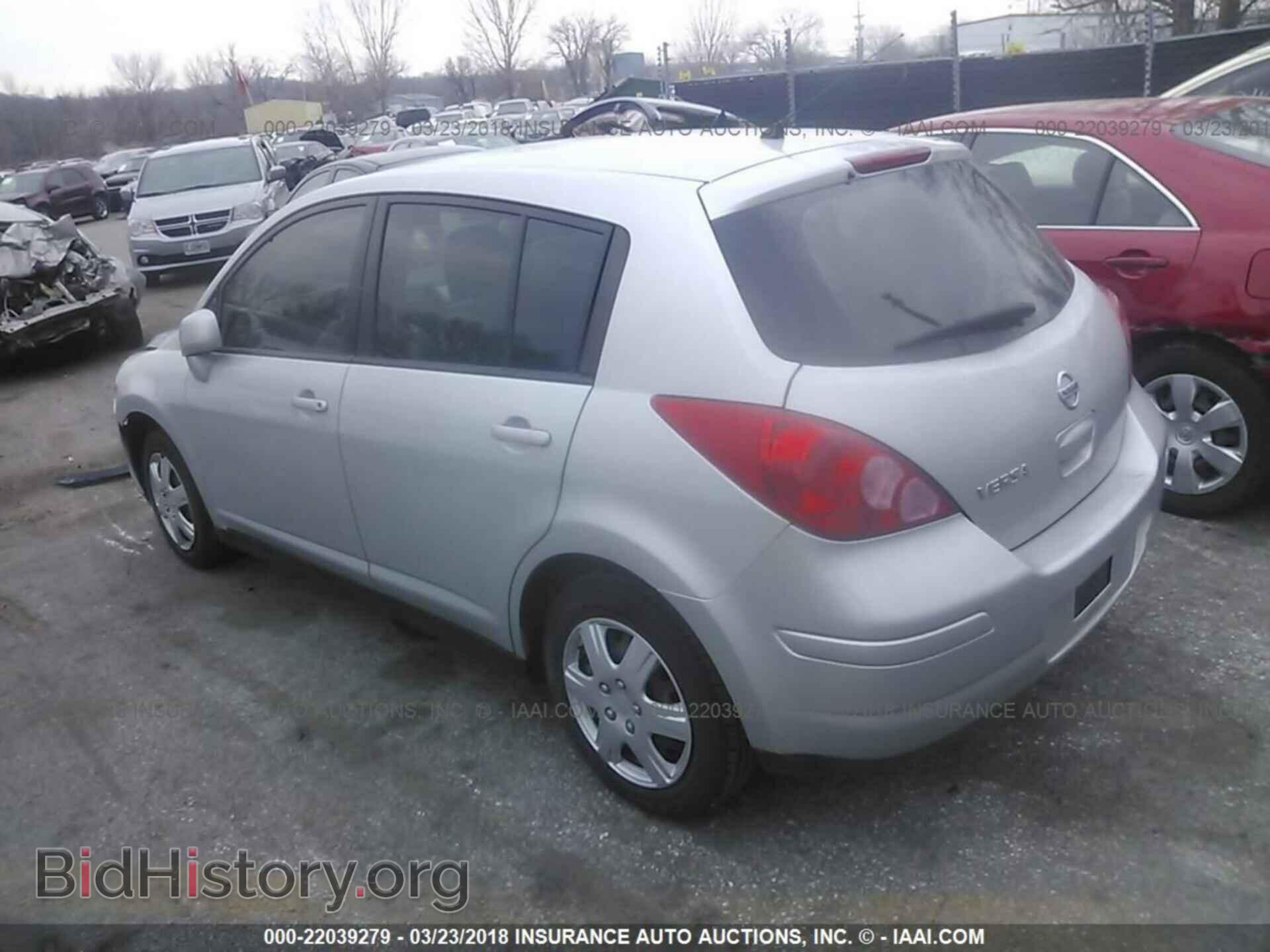 2011 Nissan Versa - VIN: 3N1BC1CP0BL490740 - Фото 3