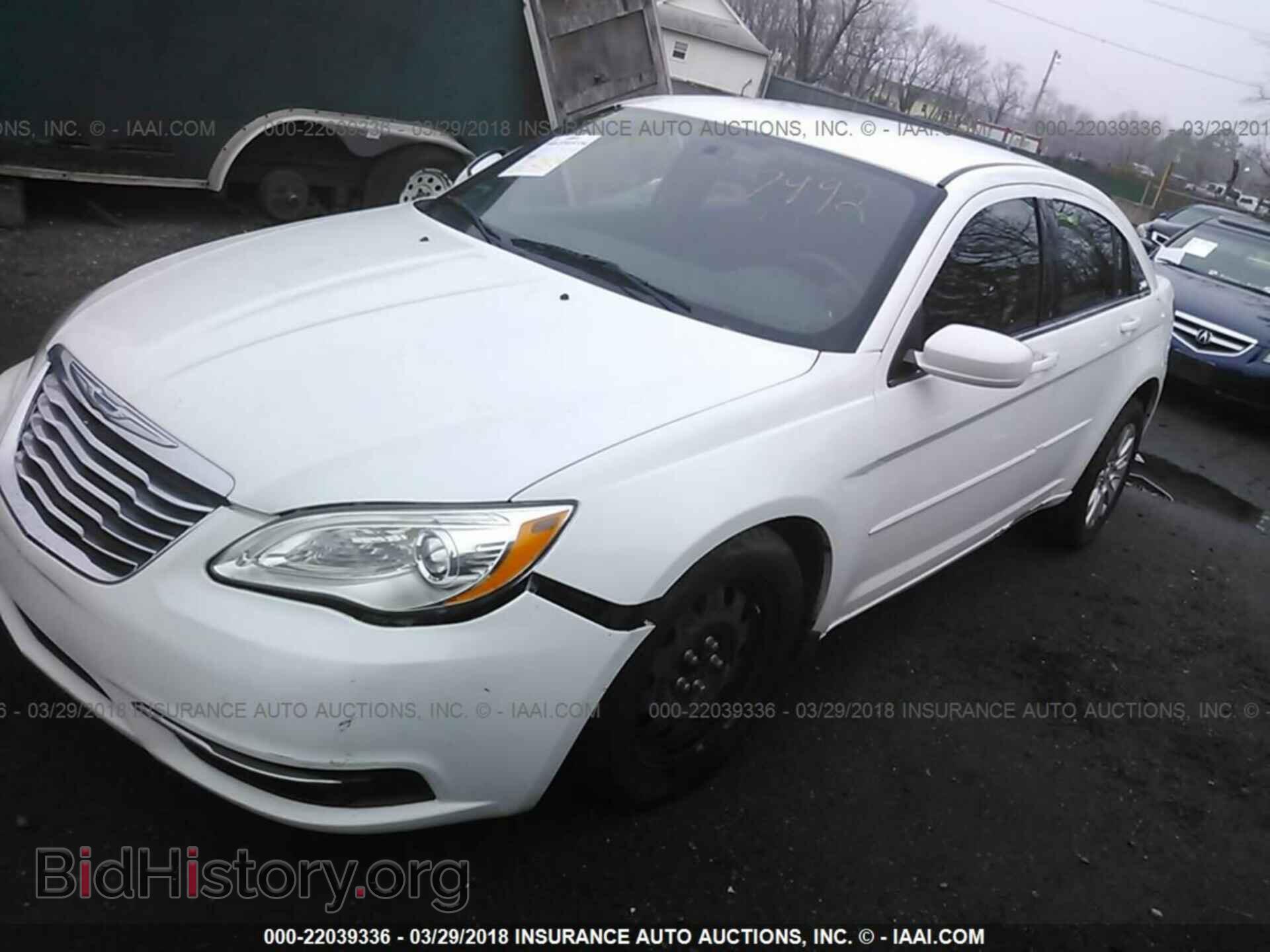 2012 Chrysler 200 - VIN: 1C3CCBAB5CN273219 - Photo 2