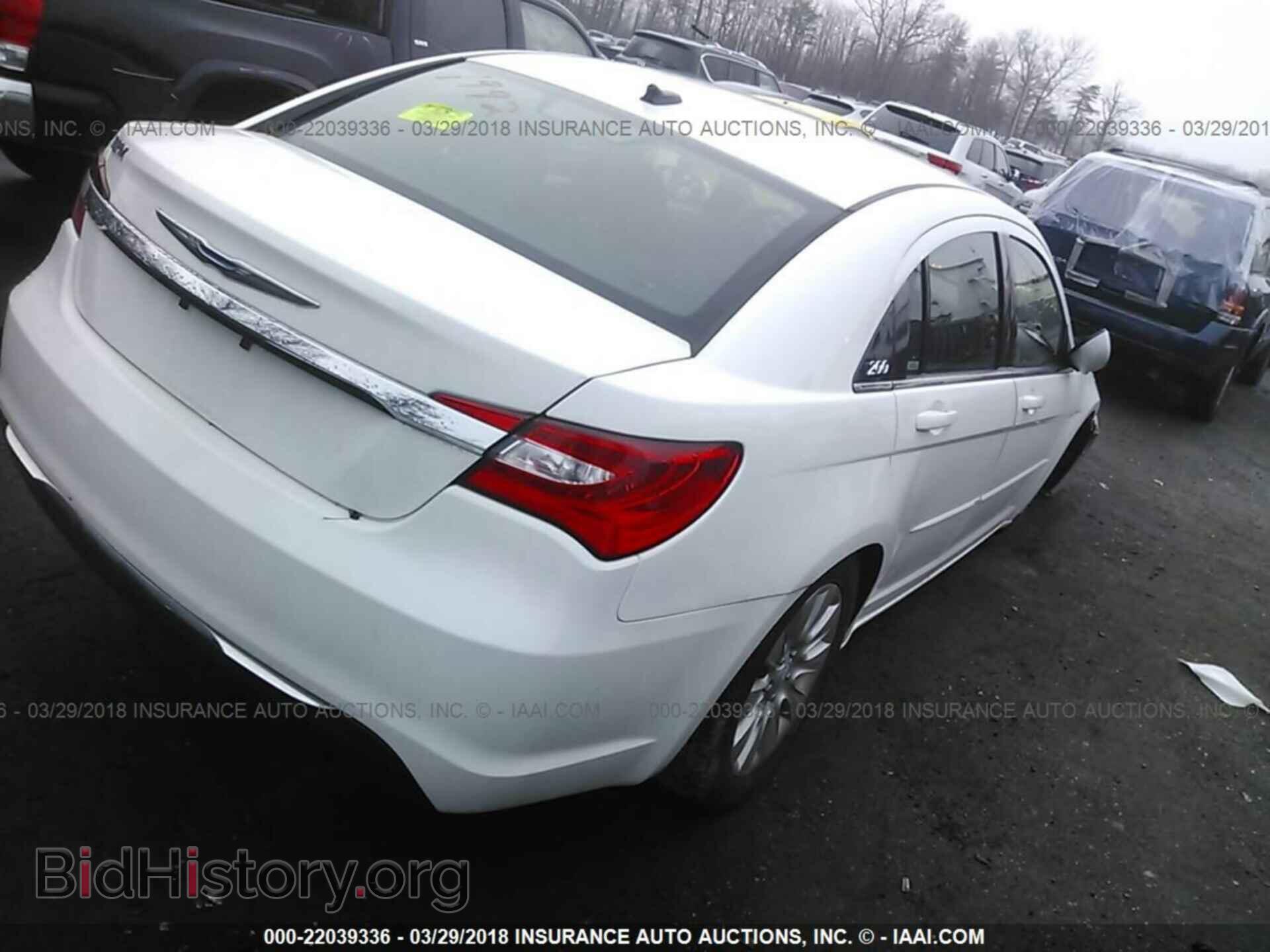 2012 Chrysler 200 - VIN: 1C3CCBAB5CN273219 - Photo 4