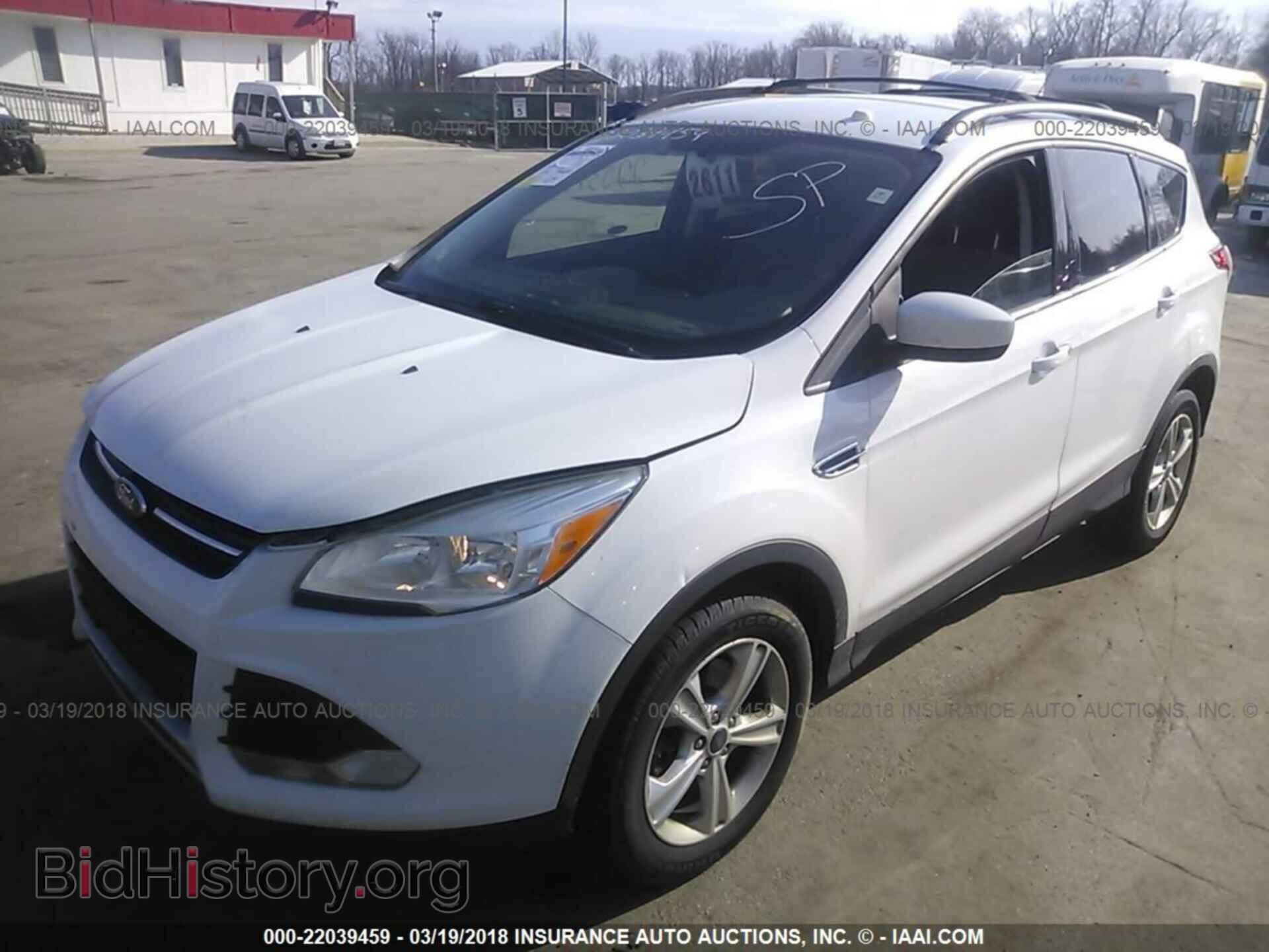 2013 Ford Escape - VIN: 1FMCU9GX3DUD55991 - Photo 2