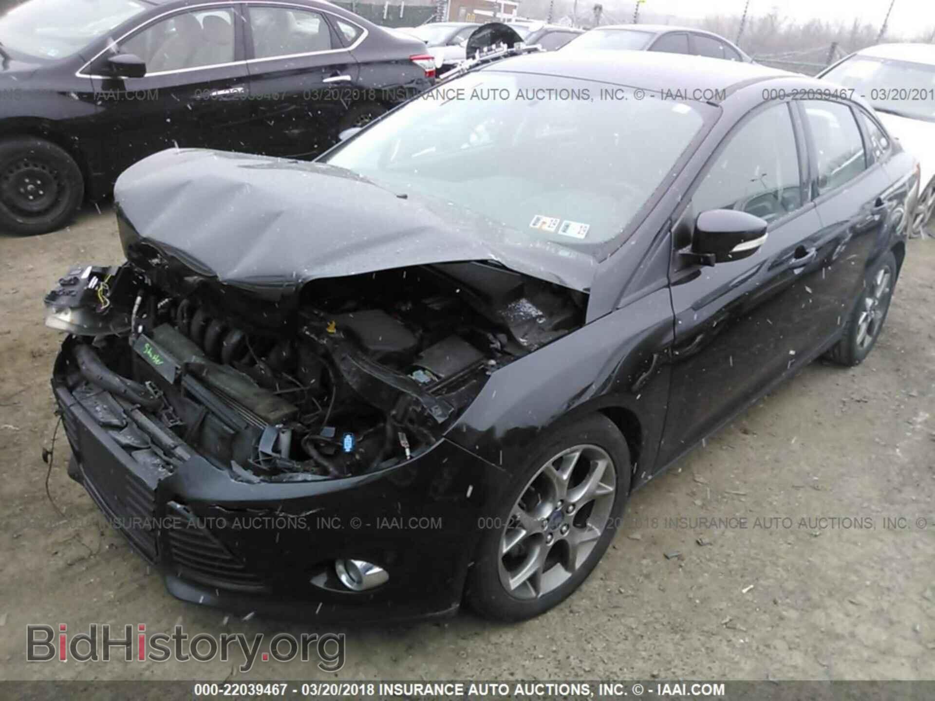 2014 Ford Focus - VIN: 1FADP3F2XEL226856 - Фото 2