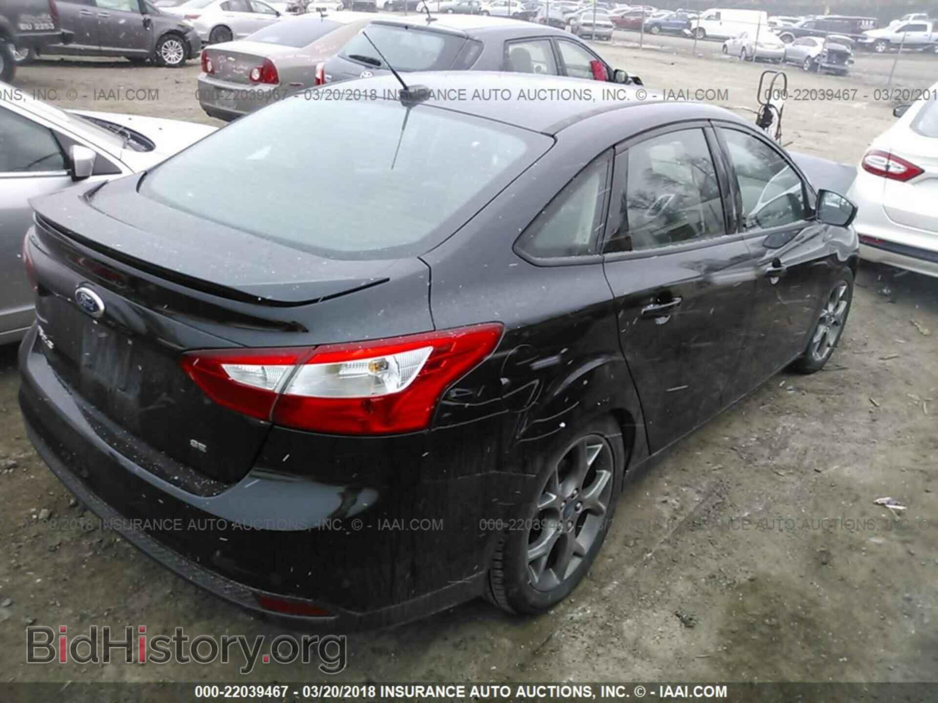 2014 Ford Focus - VIN: 1FADP3F2XEL226856 - Фото 4