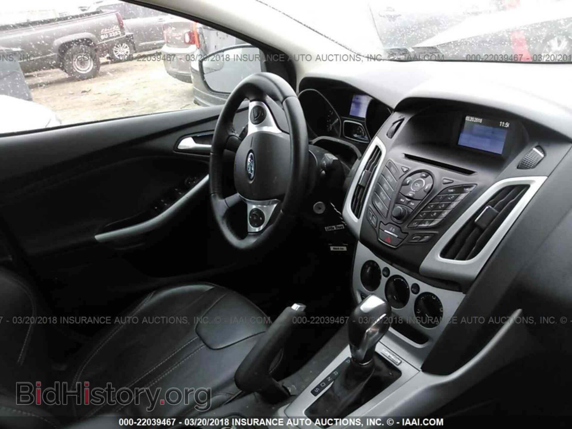 2014 Ford Focus - VIN: 1FADP3F2XEL226856 - Фото 5