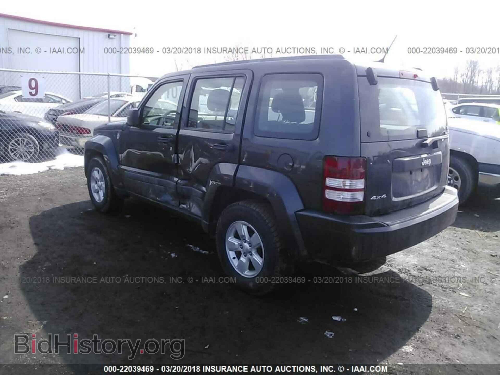 2011 Jeep Liberty - VIN: 1J4PN2GK9BW586503 - Фото 3