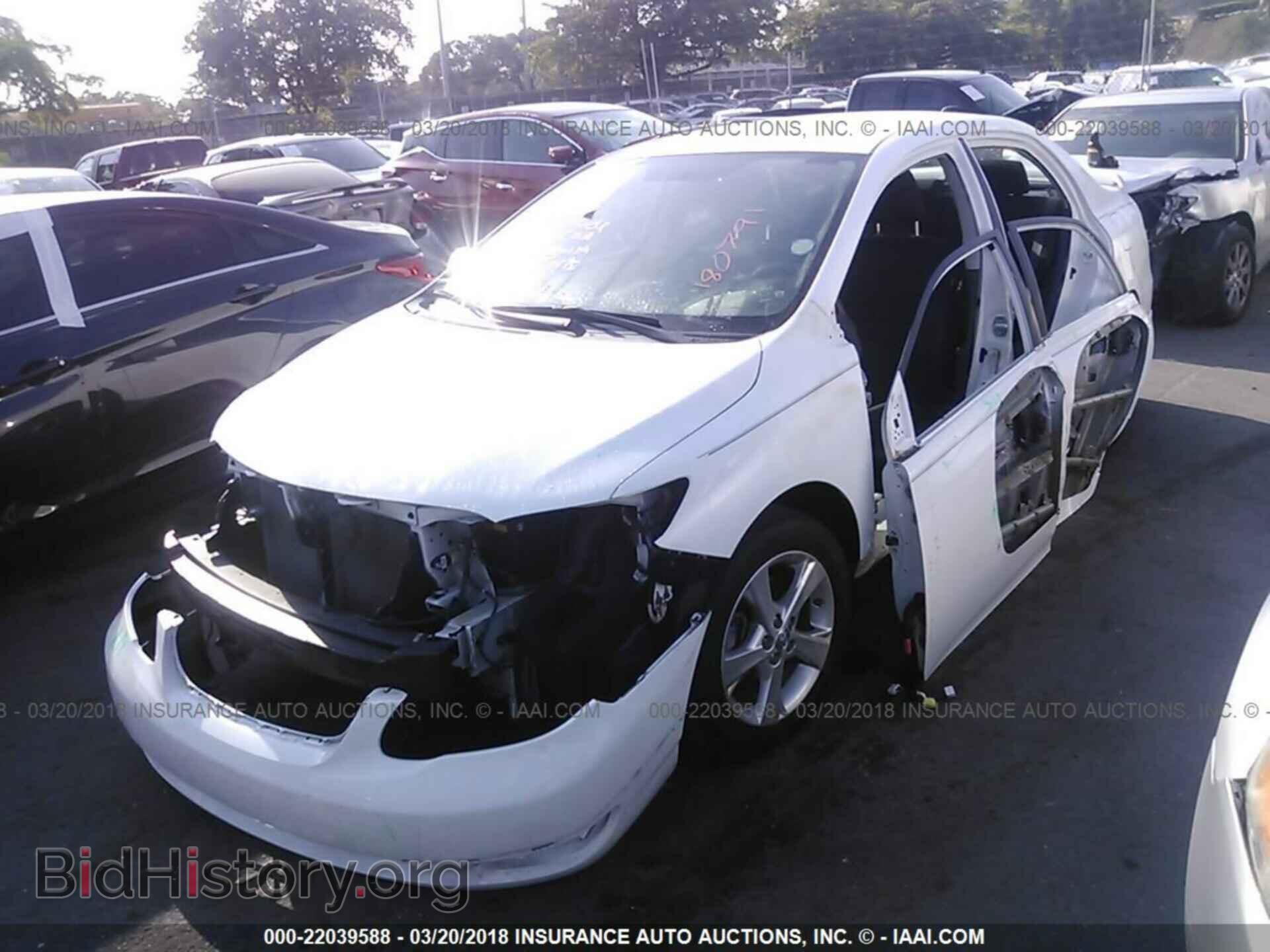 2013 Toyota Corolla - VIN: 5YFBU4EE5DP180791 - Photo 2