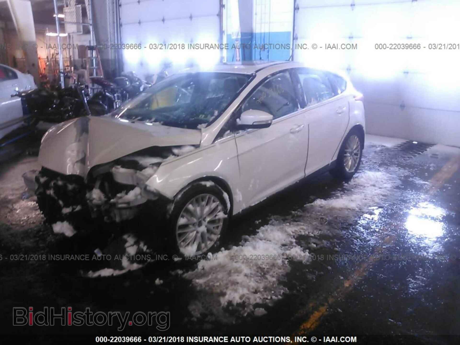 2012 Ford Focus - VIN: 1FAHP3M29CL292557 - Фото 2