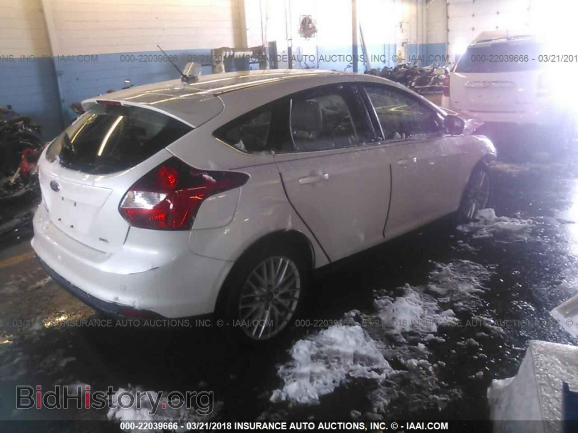 2012 Ford Focus - VIN: 1FAHP3M29CL292557 - Фото 4