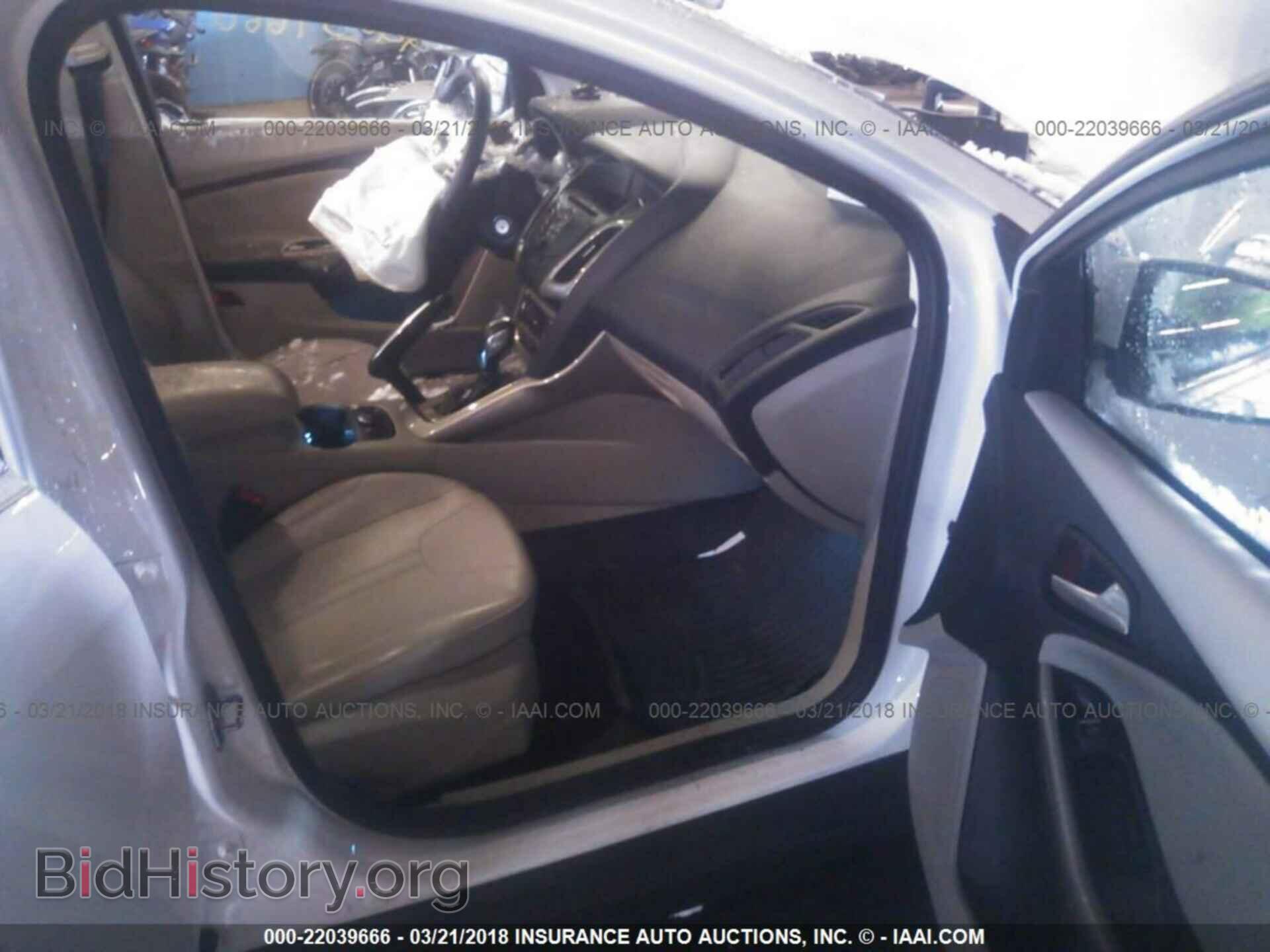 2012 Ford Focus - VIN: 1FAHP3M29CL292557 - Фото 5