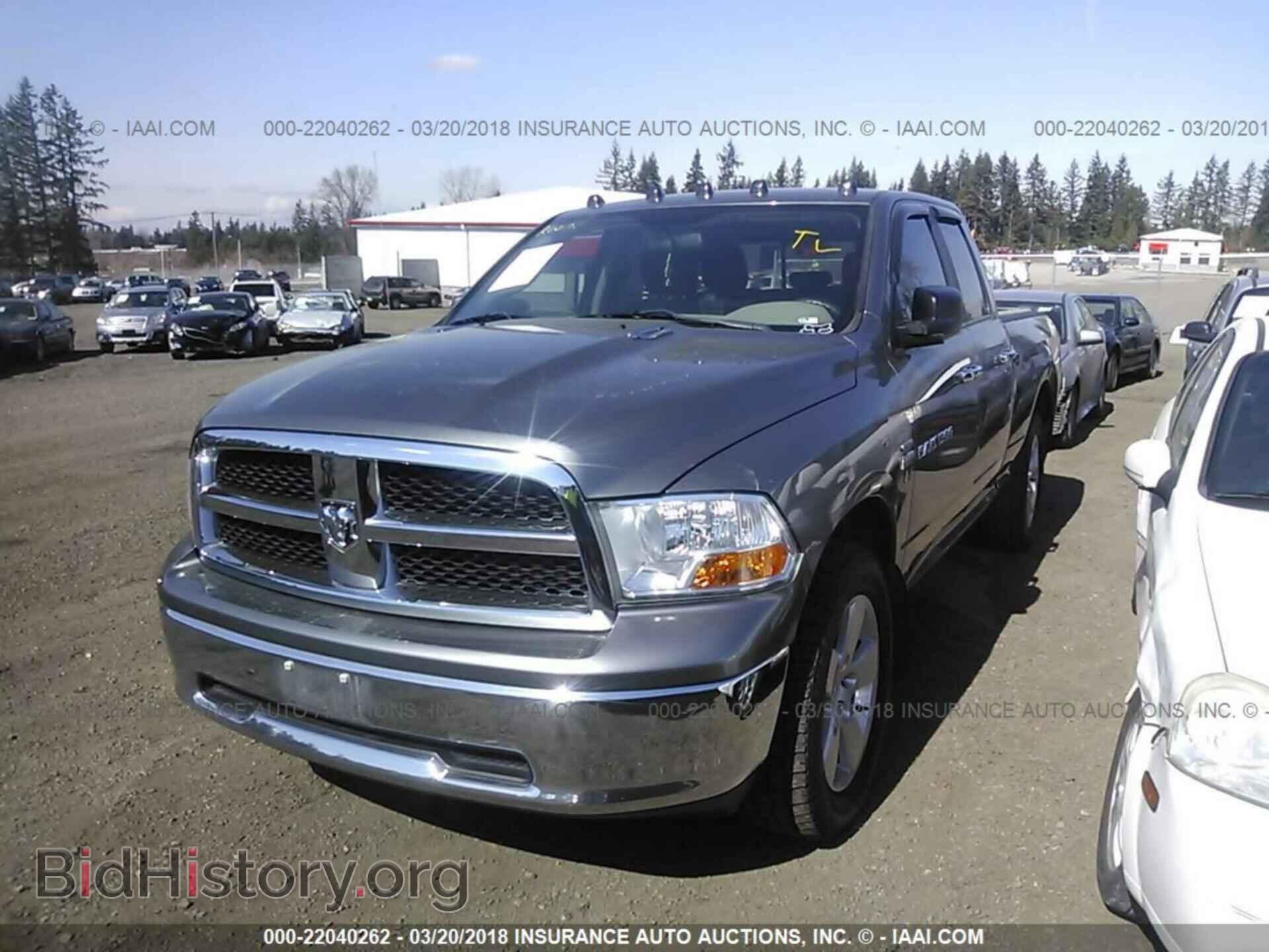 2011 Dodge Ram 1500 - VIN: 1D7RV1GT3BS640747 - Фото 2