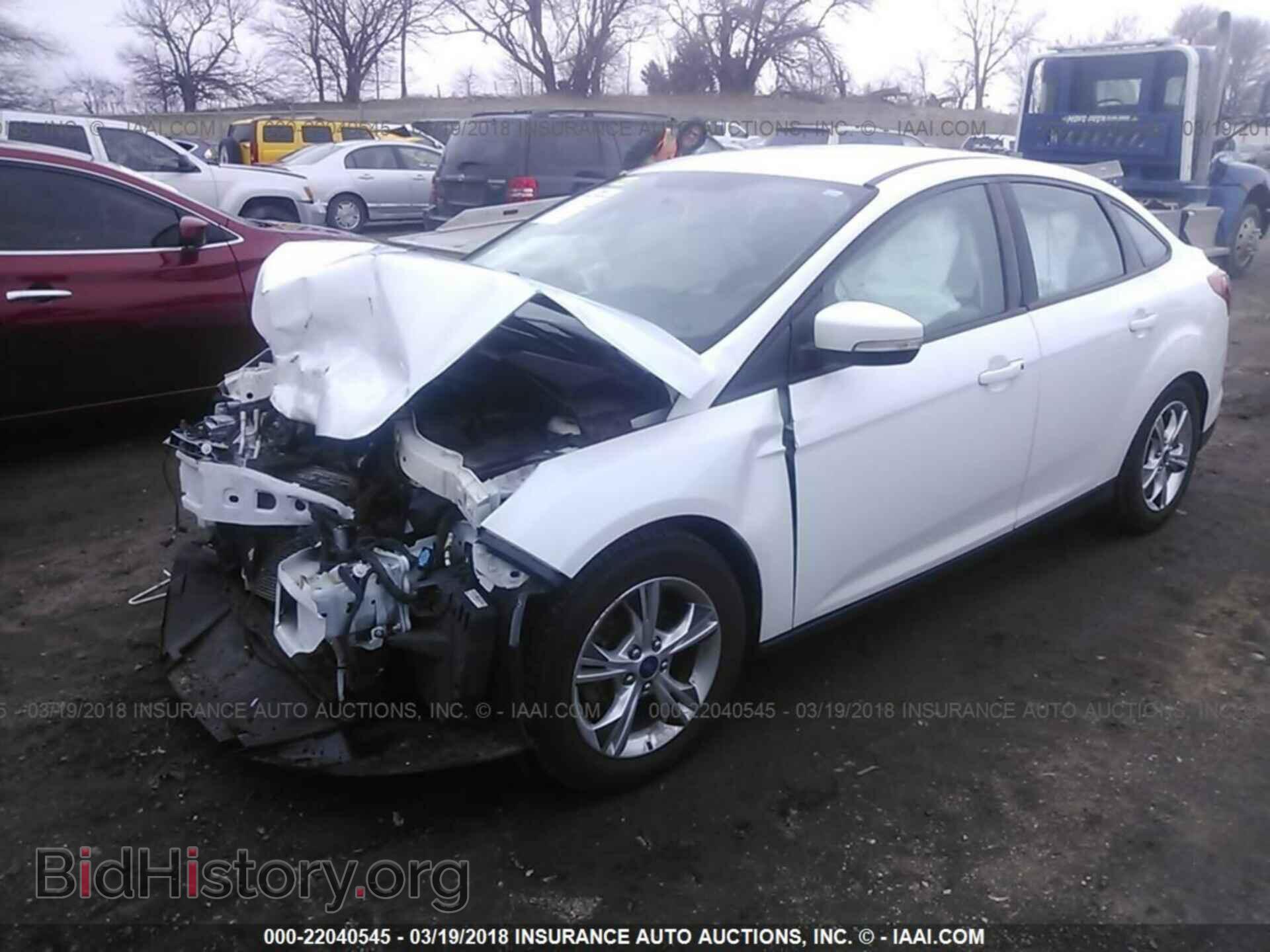 2014 Ford Focus - VIN: 1FADP3F2XEL214268 - Photo 2