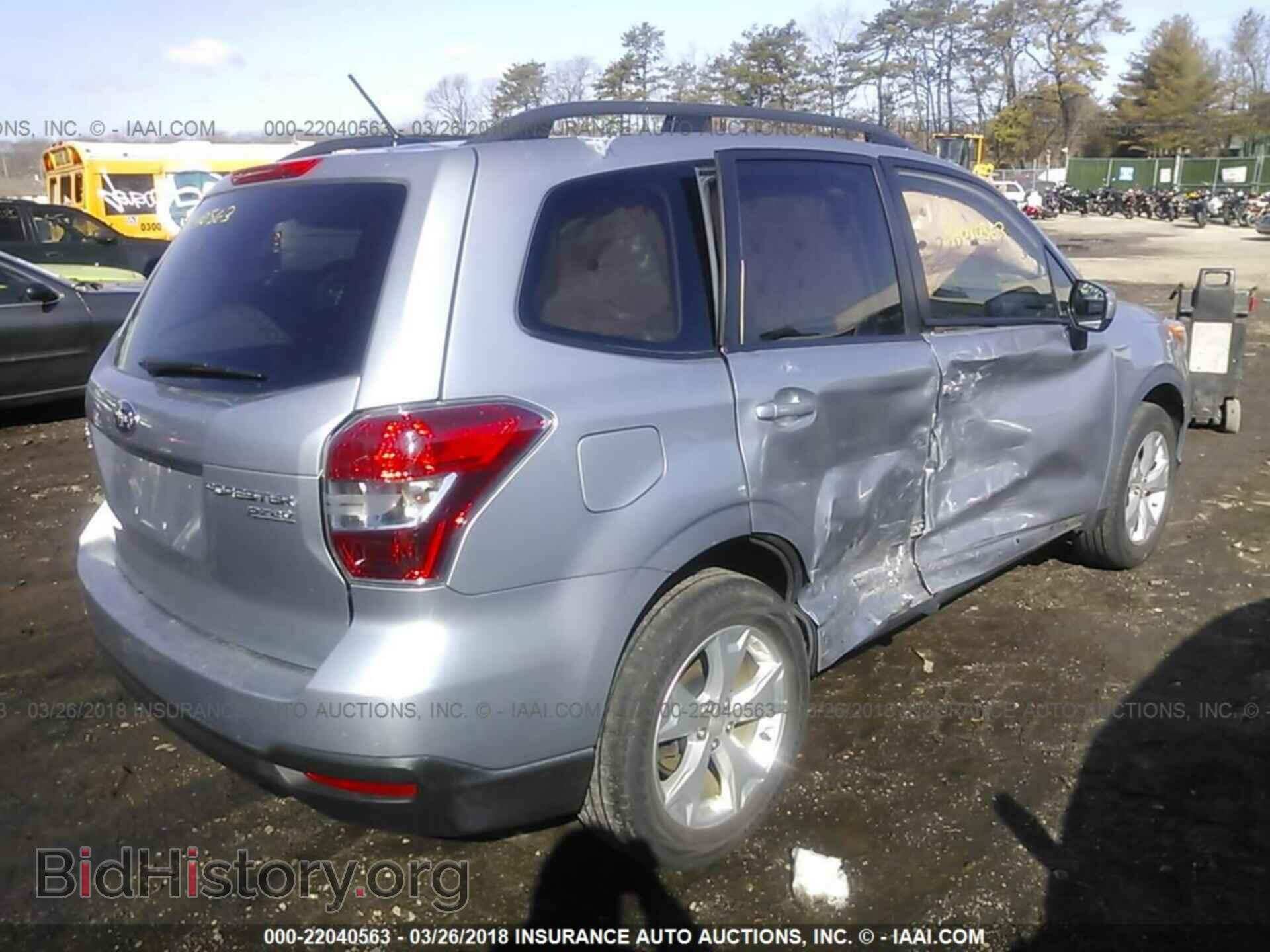 2014 Subaru Forester - VIN: JF2SJAGC3EH520828 - Фото 4