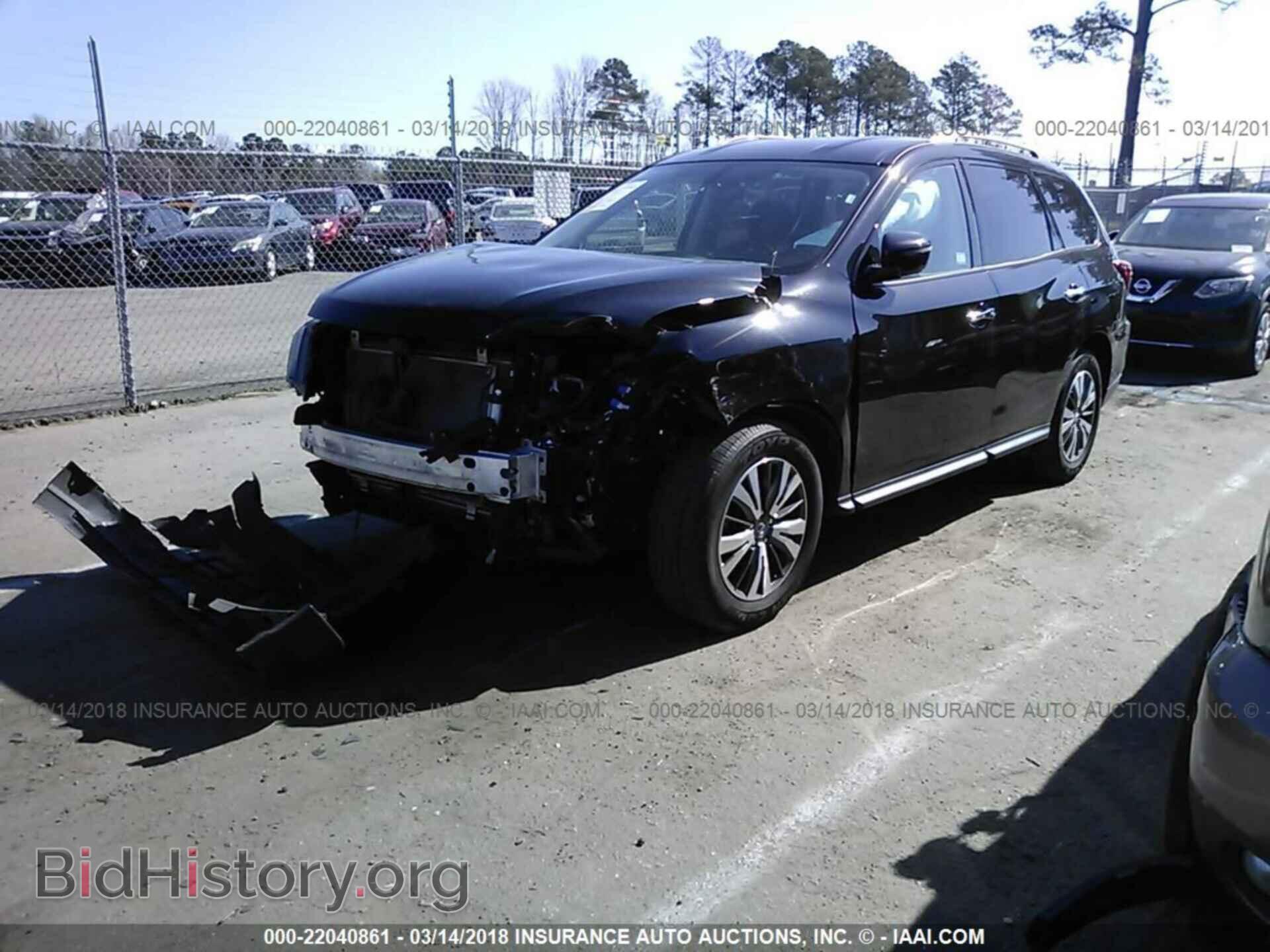 2017 Nissan Pathfinder - VIN: 5N1DR2MN2HC648079 - Фото 2
