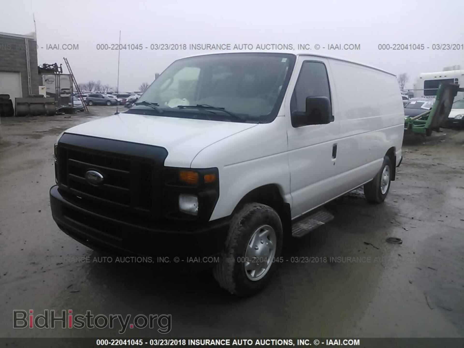 2013 Ford Econoline - VIN: 1FTNE1EW0DDA98357 - Фото 2