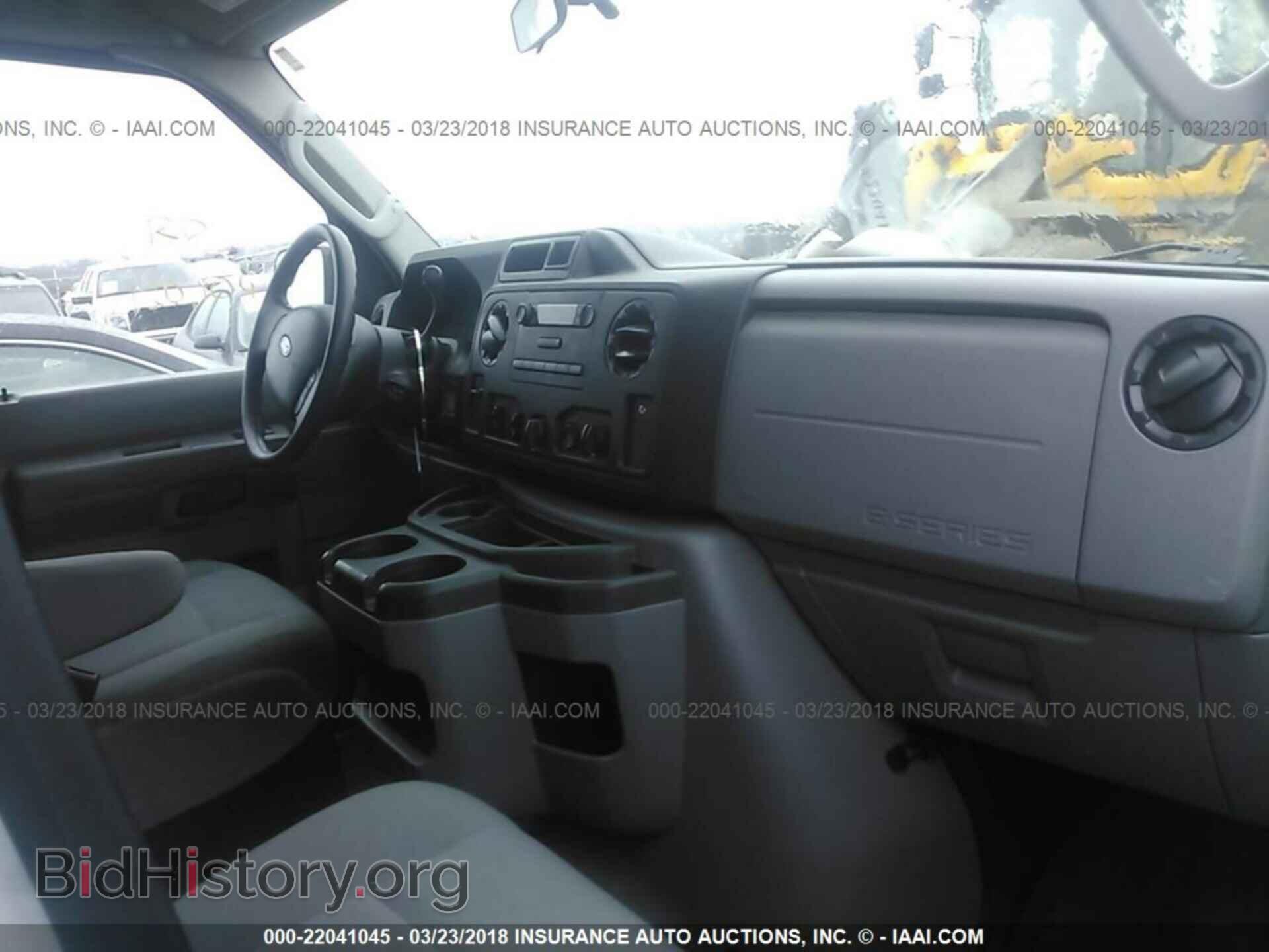 2013 Ford Econoline - VIN: 1FTNE1EW0DDA98357 - Фото 5