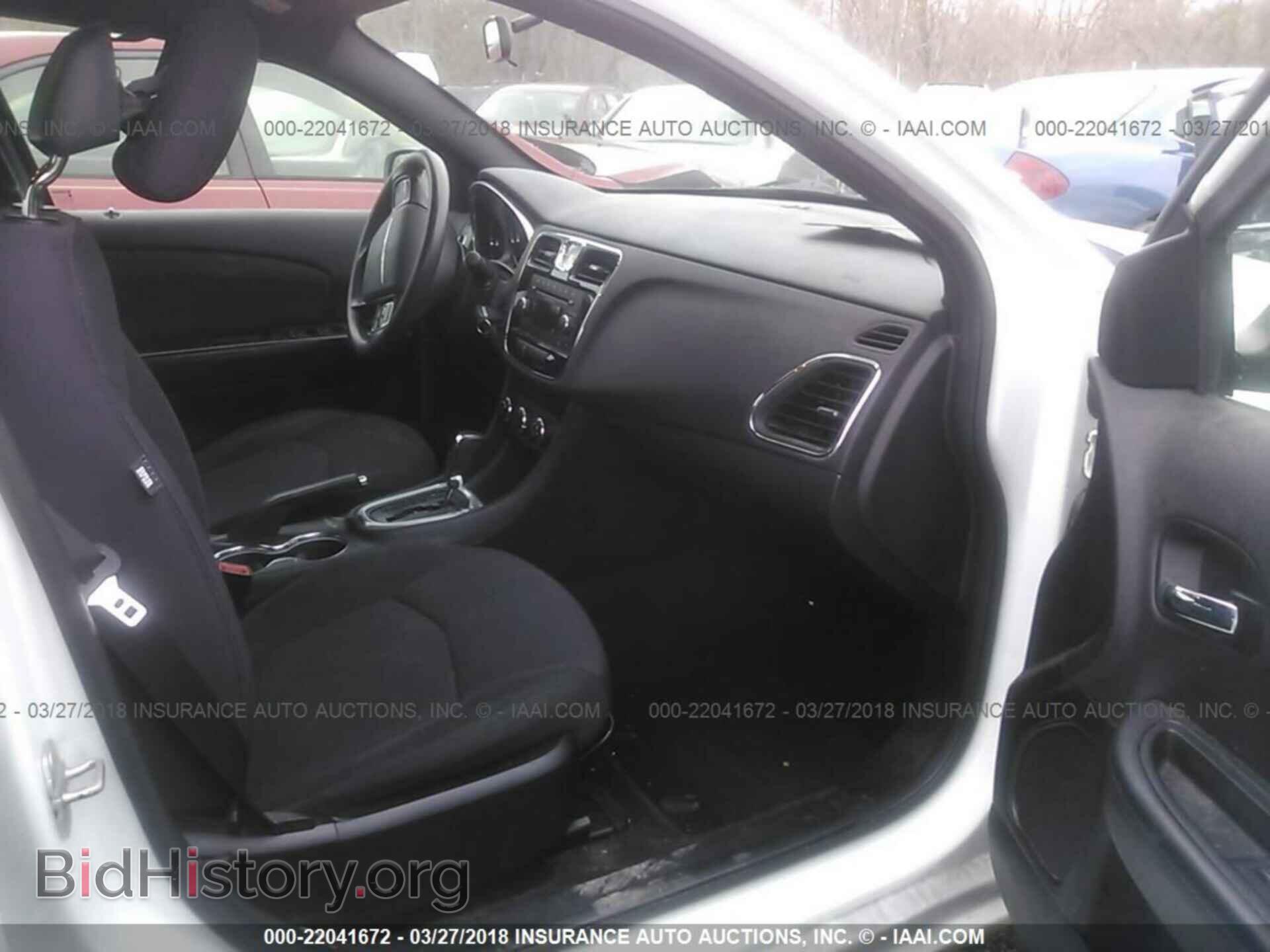 2012 Chrysler 200 - VIN: 1C3CCBAB9CN229286 - Фото 5