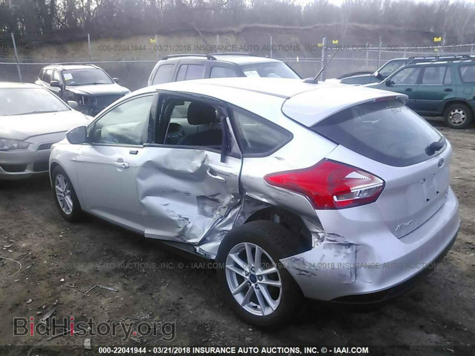 2016 Ford Focus - VIN: 1FADP3K22GL368515 - Photo 6