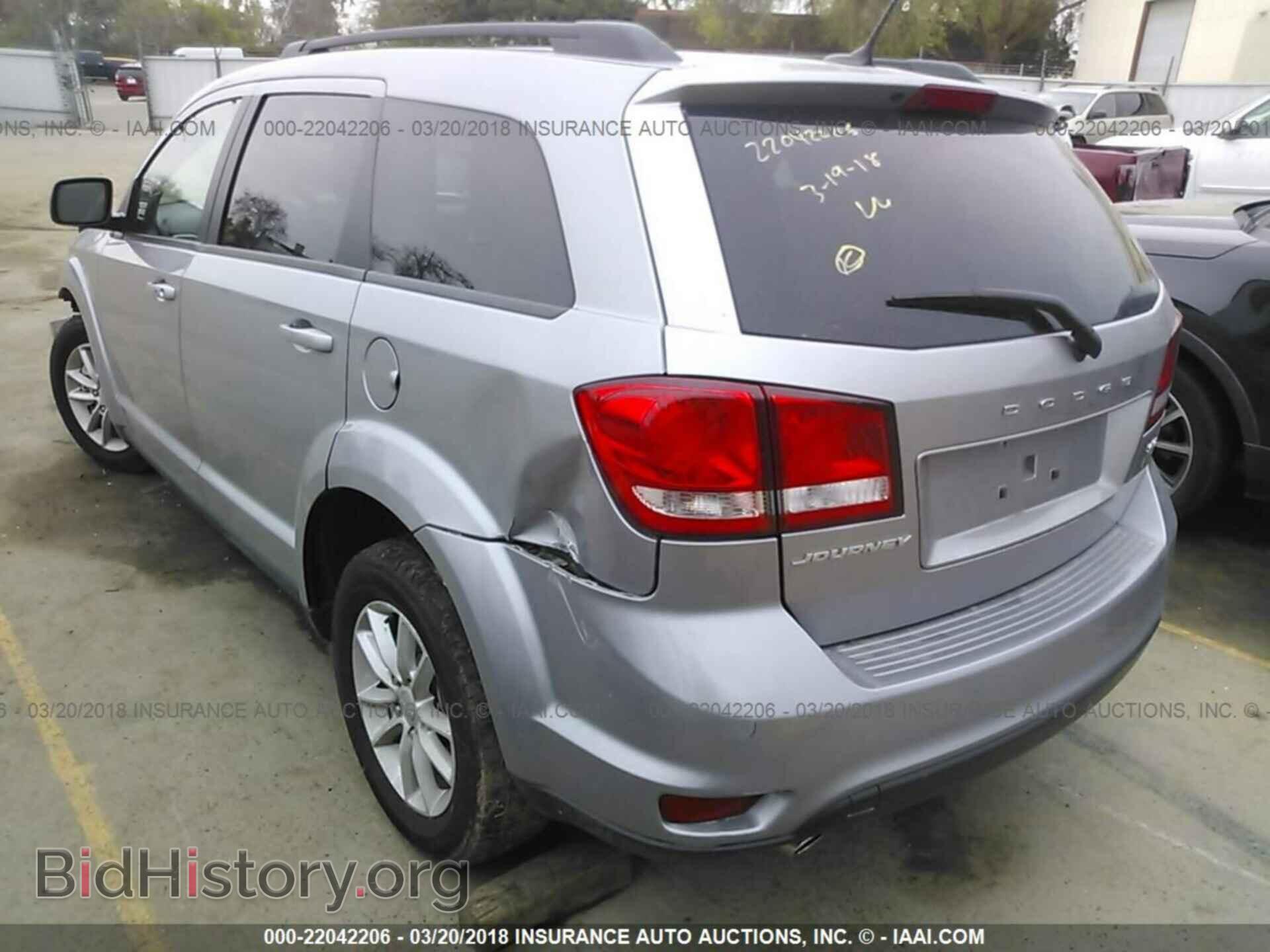 2016 Dodge Journey - VIN: 3C4PDCBG3GT152902 - Photo 3