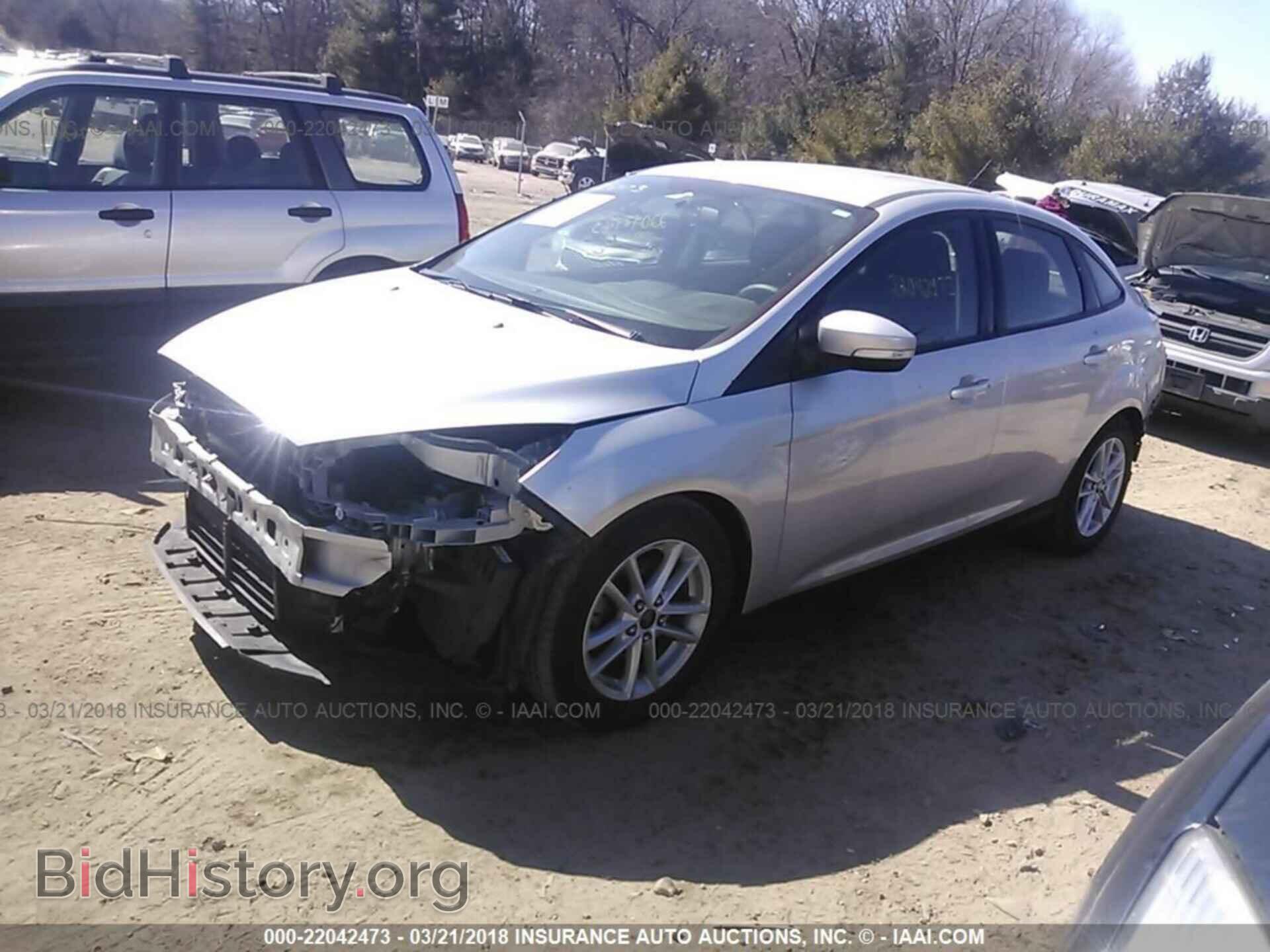 2015 Ford Focus - VIN: 1FADP3F22FL206277 - Фото 2