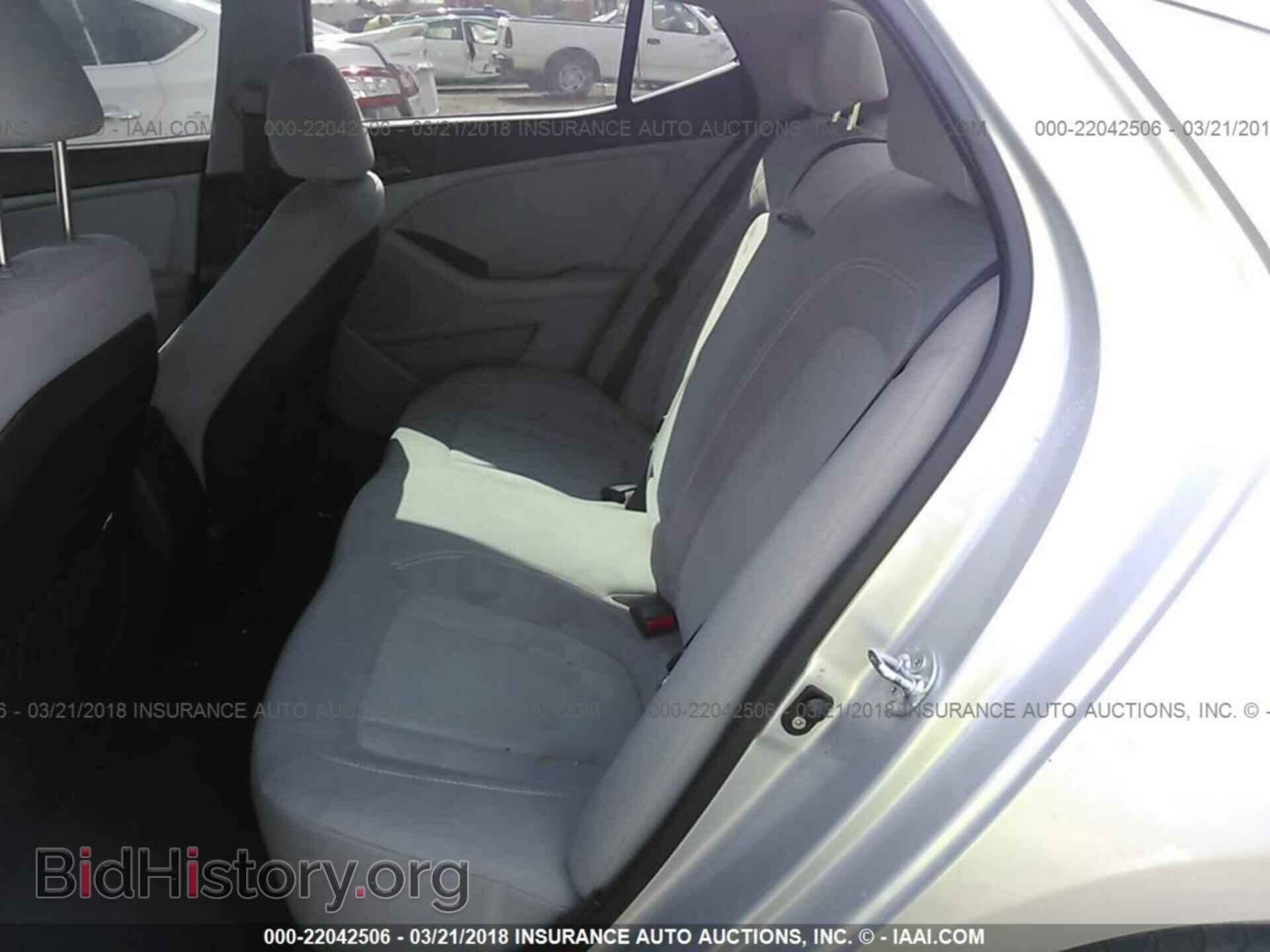 2011 Kia Optima - VIN: KNAGM4A77B5165830 - Photo 8