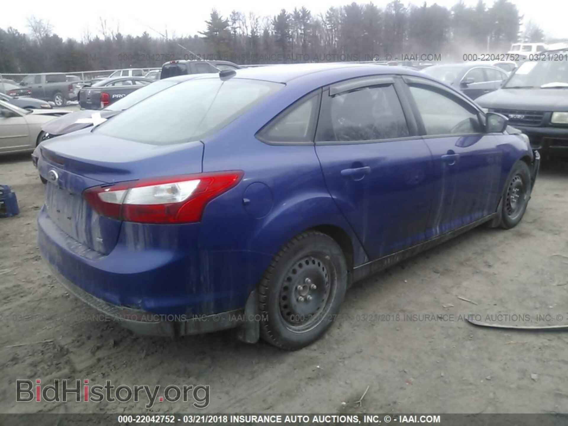 2012 Ford Focus - VIN: 1FAHP3F2XCL351726 - Фото 4