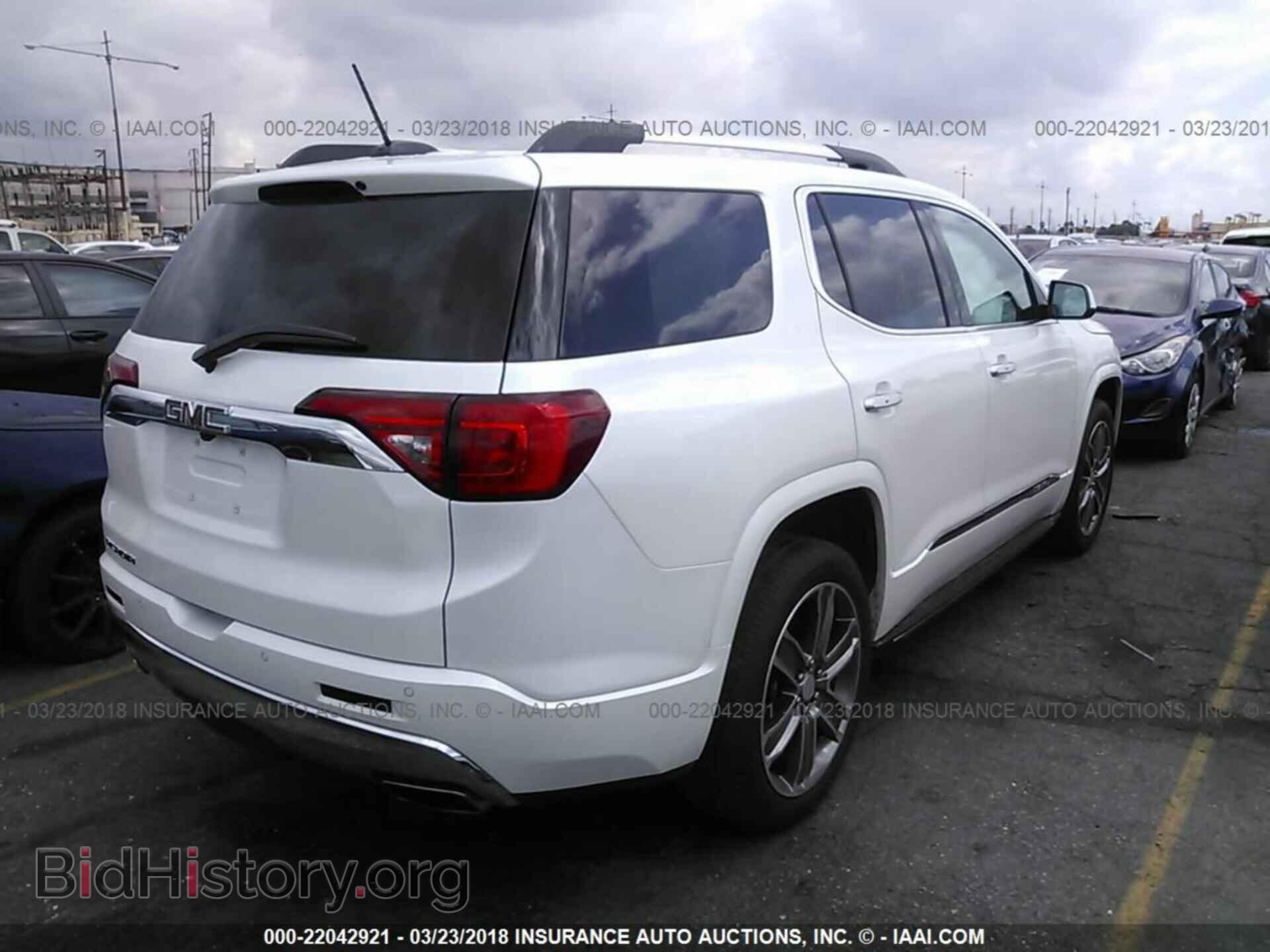 2017 Gmc Acadia - VIN: 1GKKNPLS2HZ254143 - Photo 4