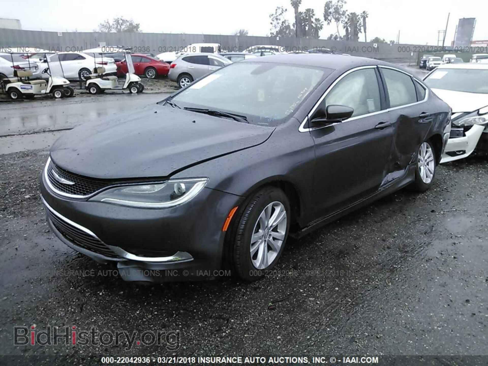 2016 Chrysler 200 - VIN: 1C3CCCAB5GN165162 - Photo 2
