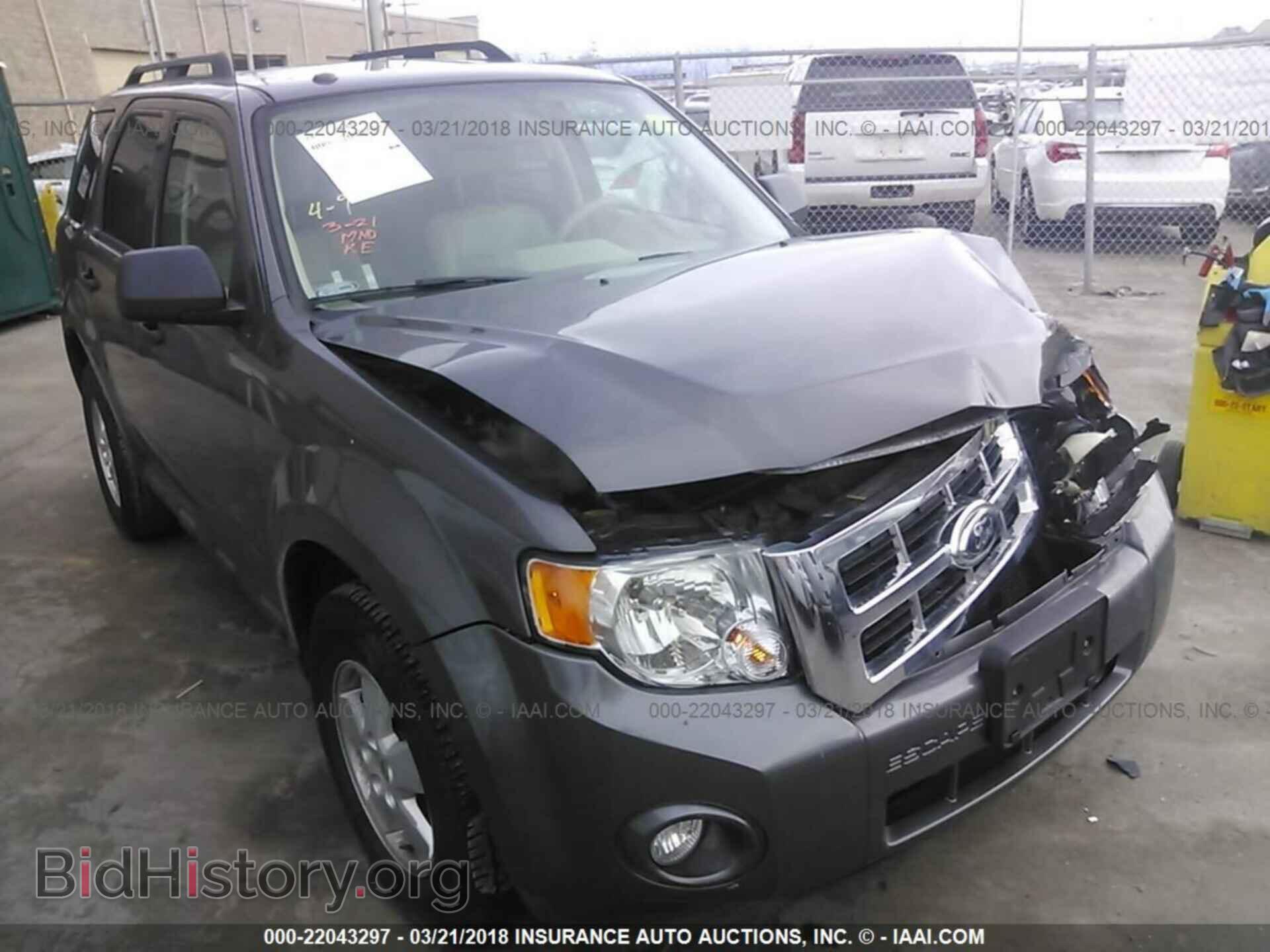 Photo 1FMCU0DG4CKC54582 - Ford Escape 2012