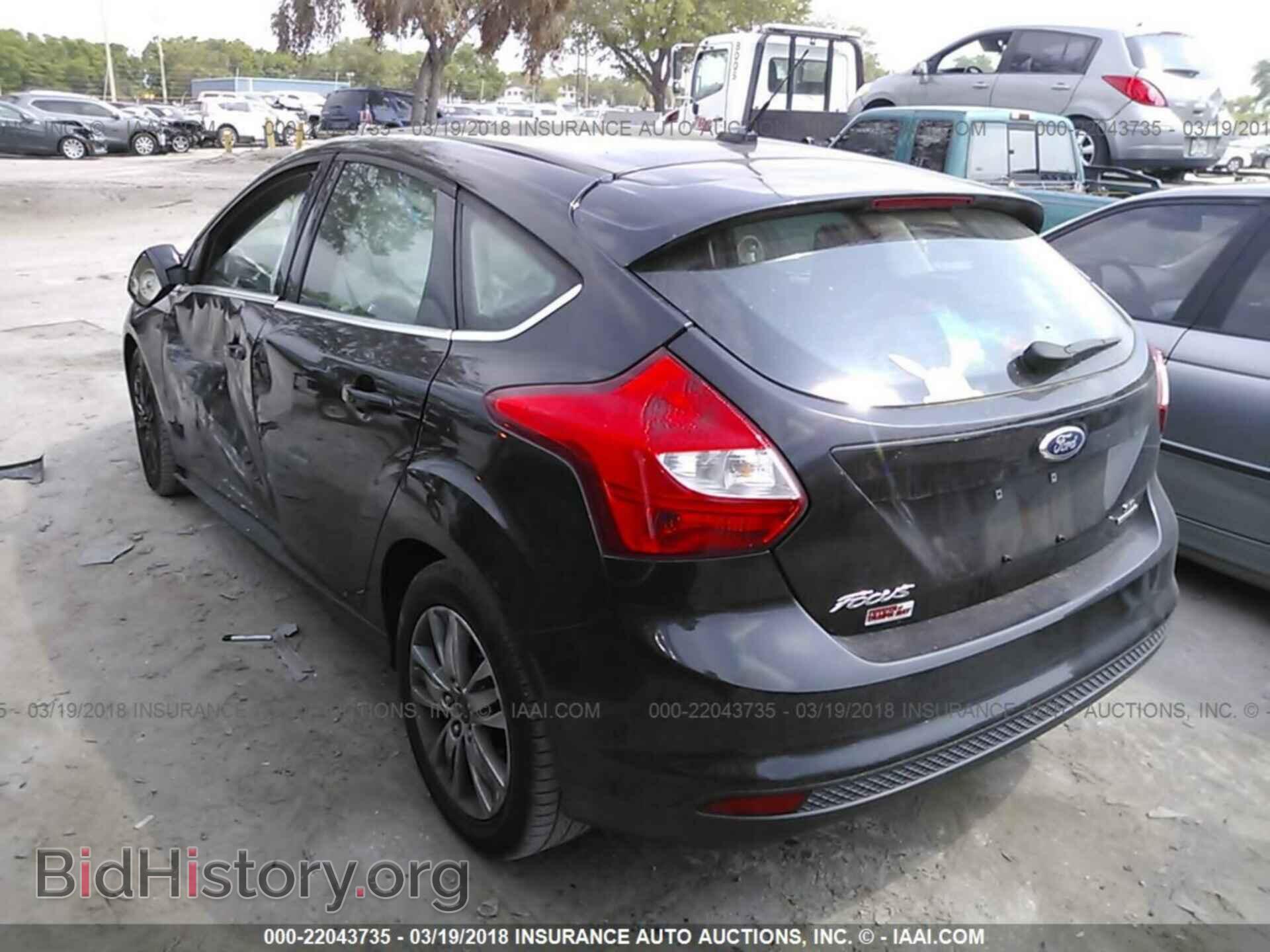 2012 Ford Focus - VIN: 1FAHP3M25CL404836 - Photo 3