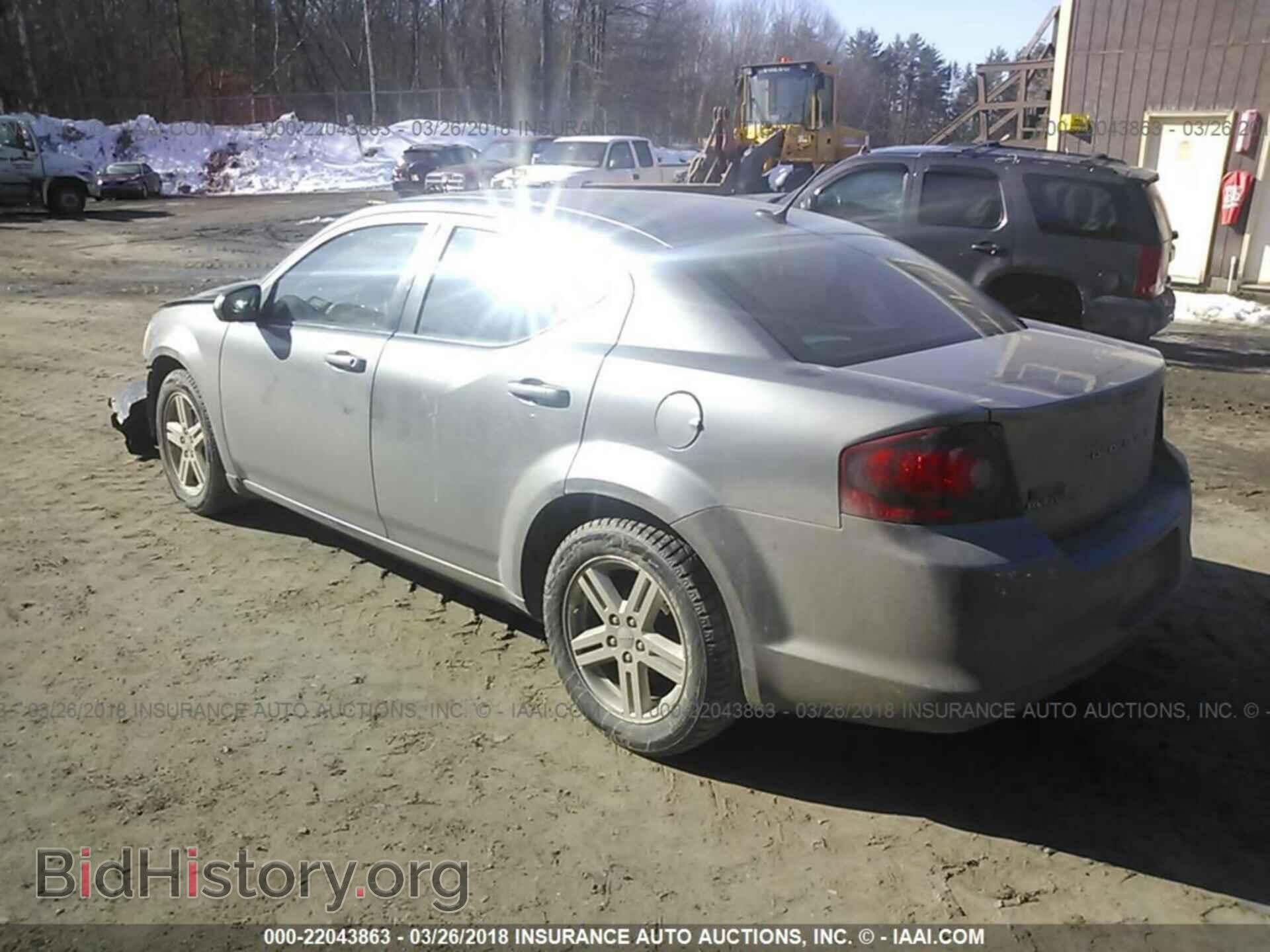 2011 Dodge Avenger - VIN: 1B3BD1FB6BN617230 - Фото 3