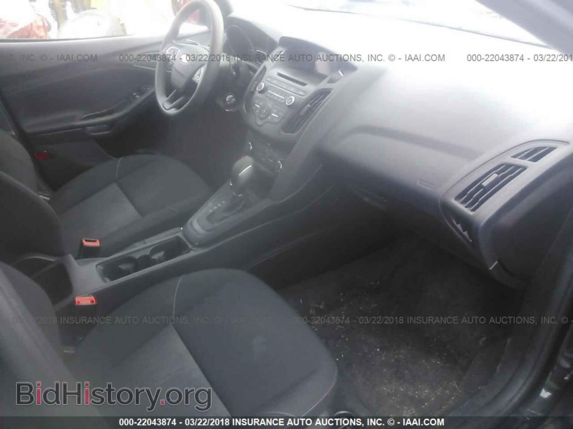 2015 Ford Focus - VIN: 1FADP3E28FL308345 - Photo 5