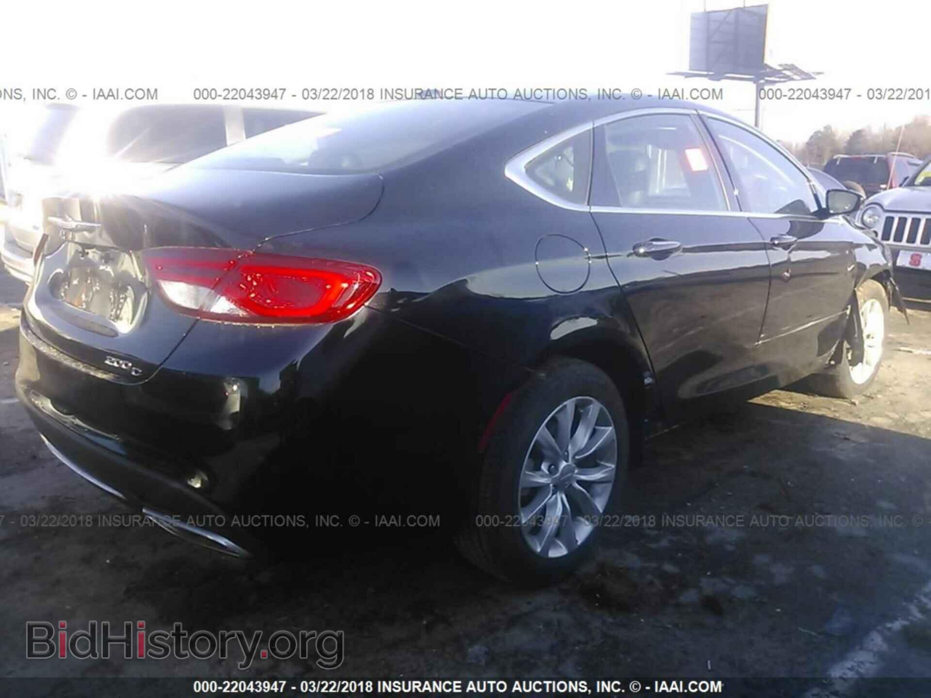 2015 Chrysler 200 - VIN: 1C3CCCCG5FN517065 - Photo 4