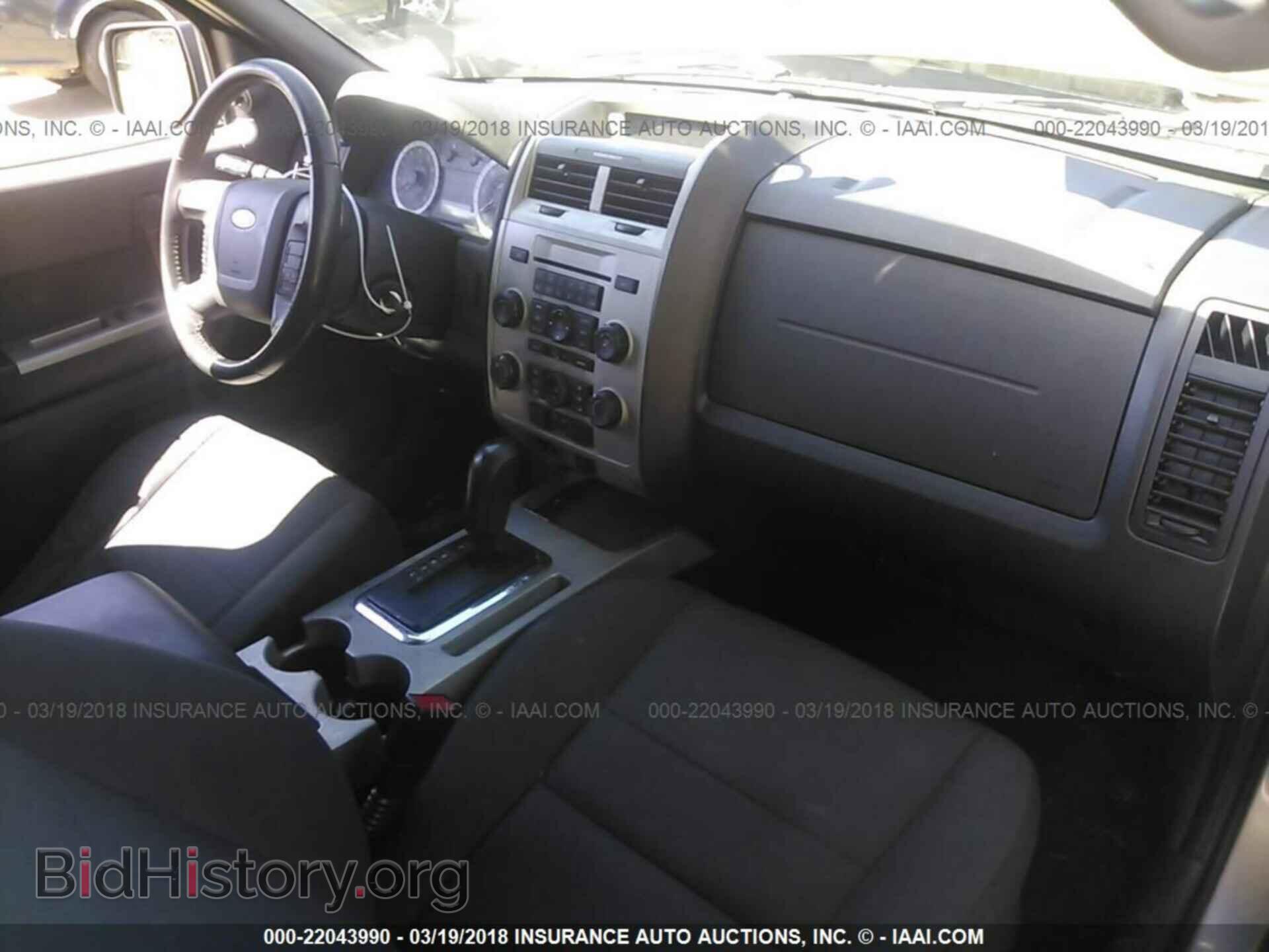 2011 Ford Escape - VIN: 1FMCU0DG0BKC41634 - Фото 5