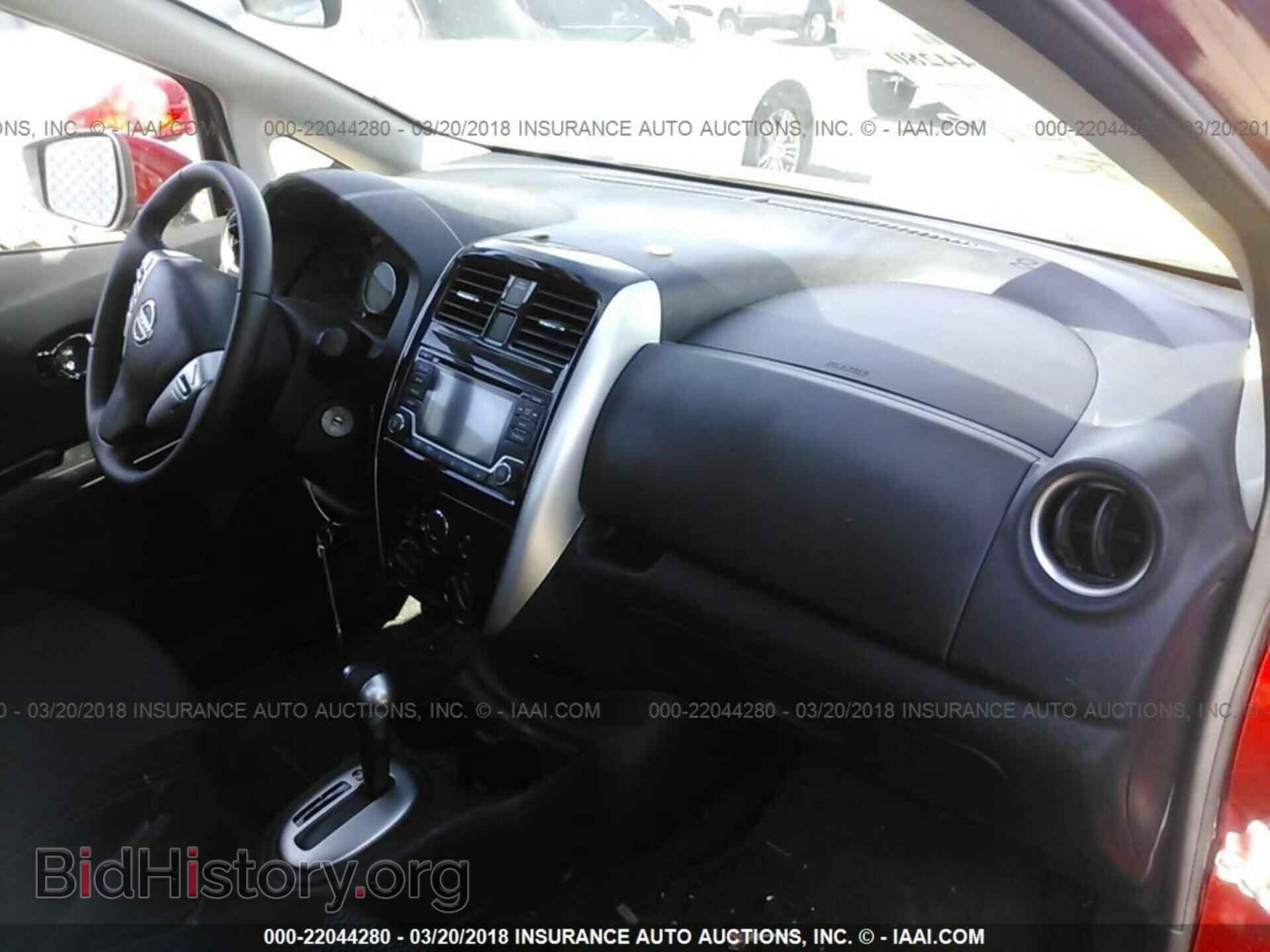 2016 Nissan Versa note - VIN: 3N1CE2CP9GL396545 - Photo 5
