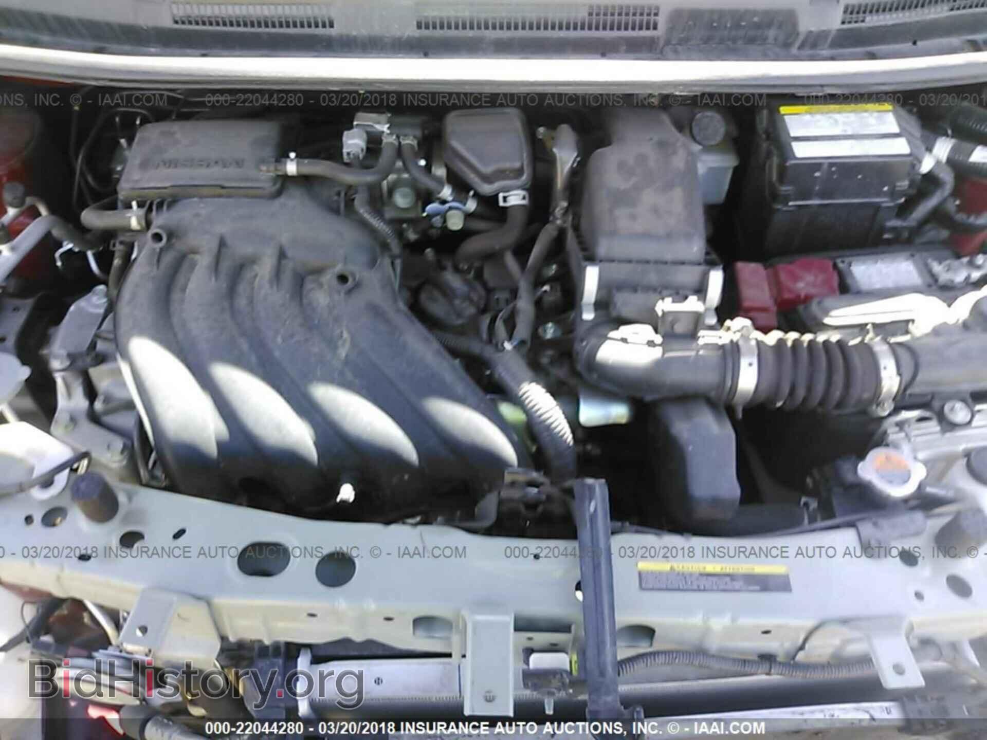 2016 Nissan Versa note - VIN: 3N1CE2CP9GL396545 - Photo 10