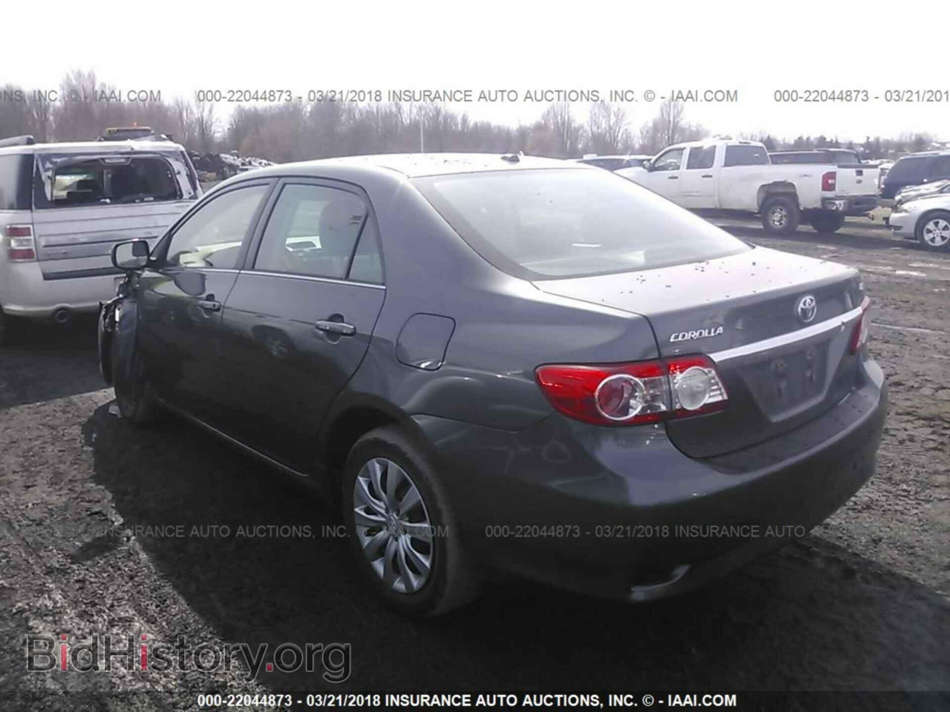 2013 Toyota Corolla - VIN: 2T1BU4EE8DC969968 - Photo 3