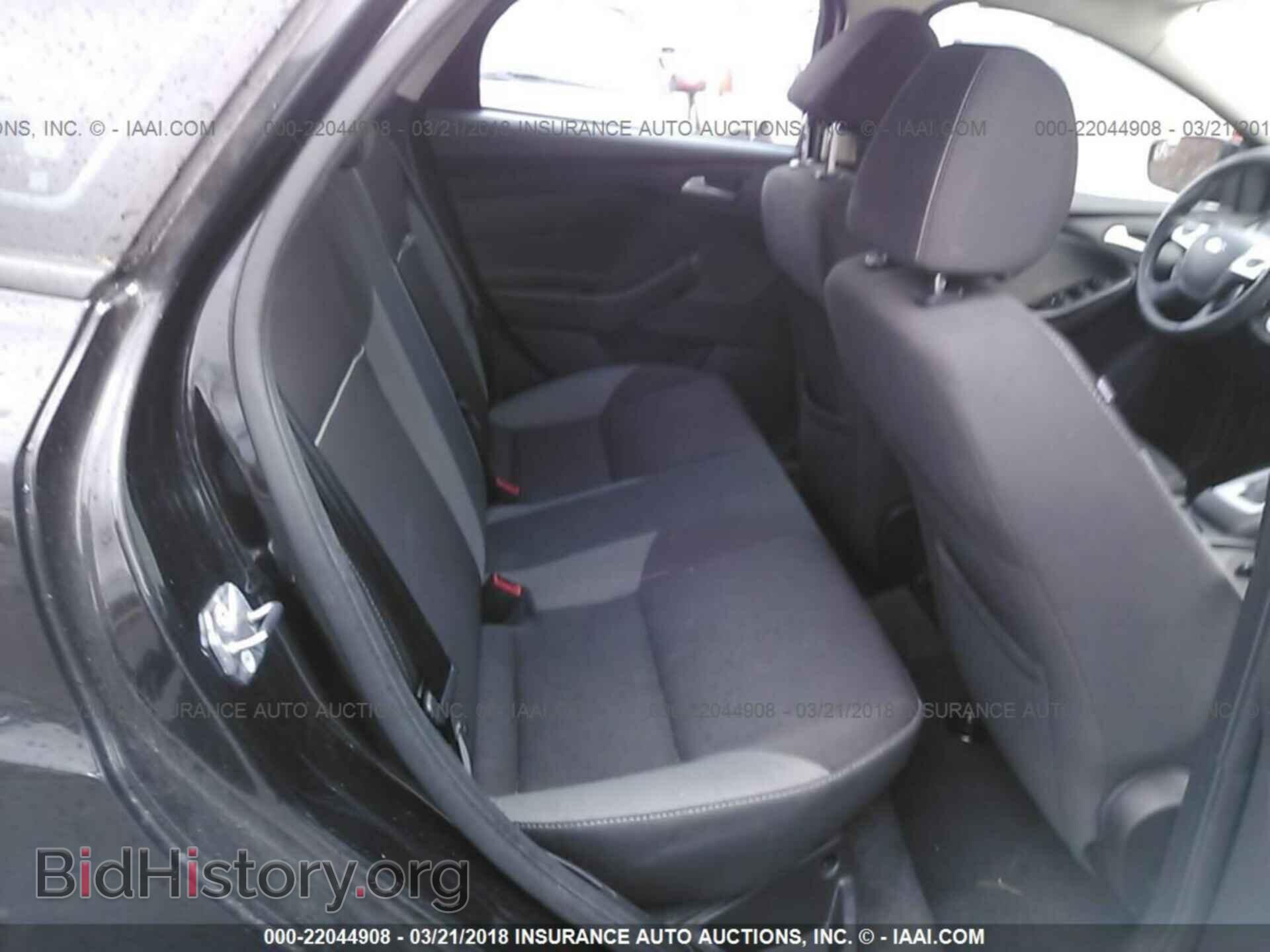 2013 Ford Focus - VIN: 1FADP3F28DL174478 - Photo 8