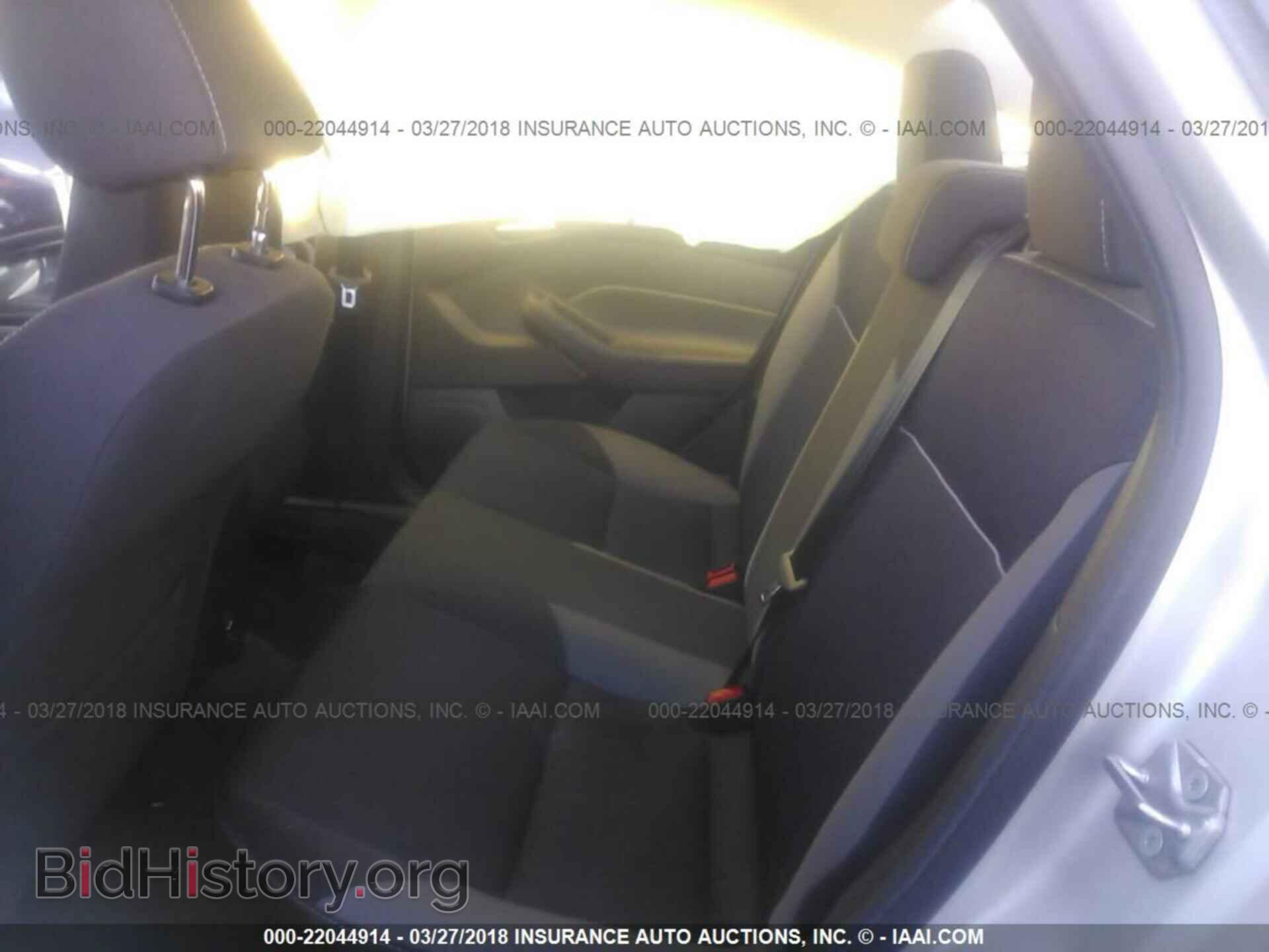 2014 Ford Focus - VIN: 1FADP3F22EL291037 - Photo 8