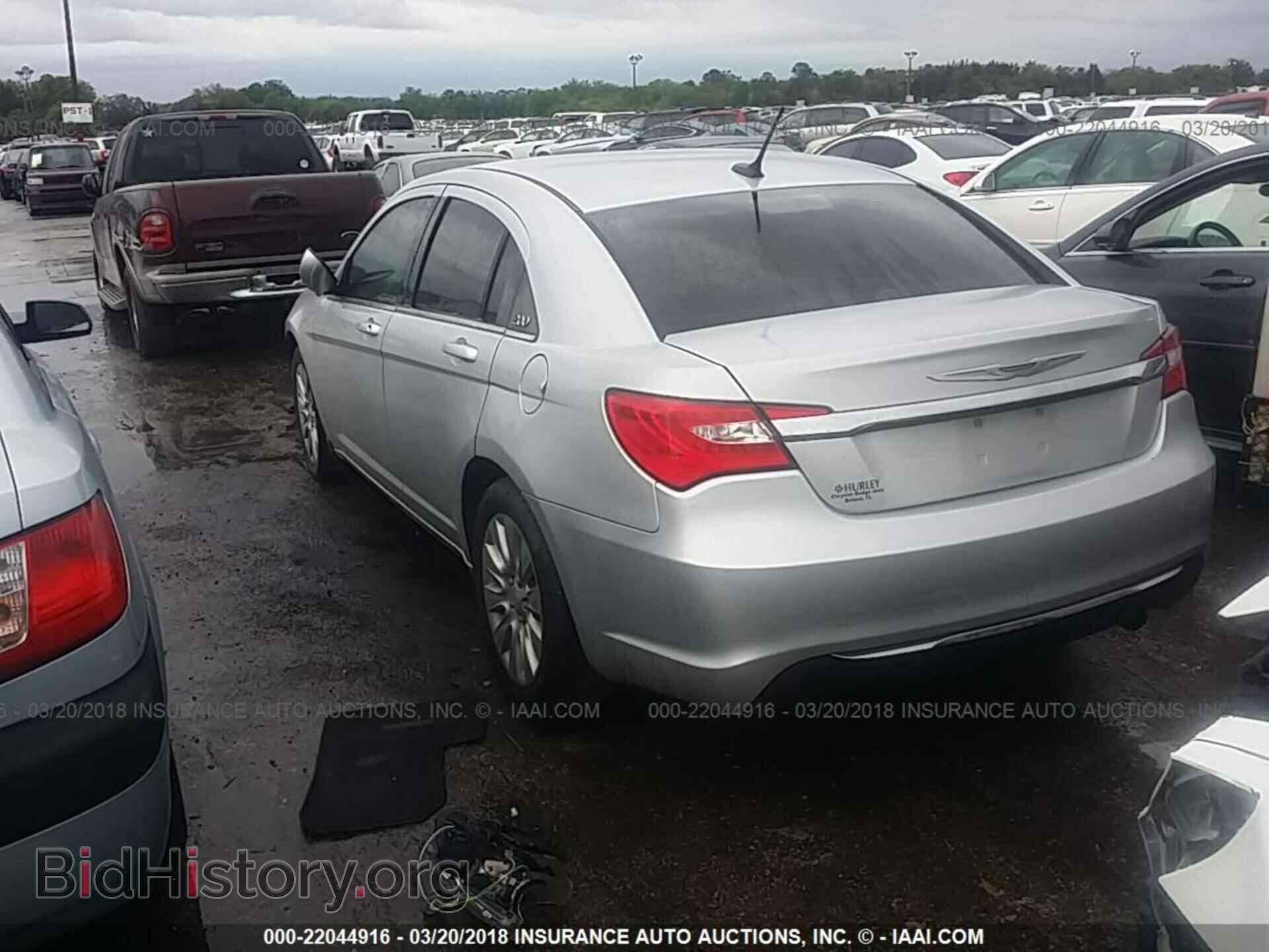2012 Chrysler 200 - VIN: 1C3CCBAB4CN200164 - Фото 3