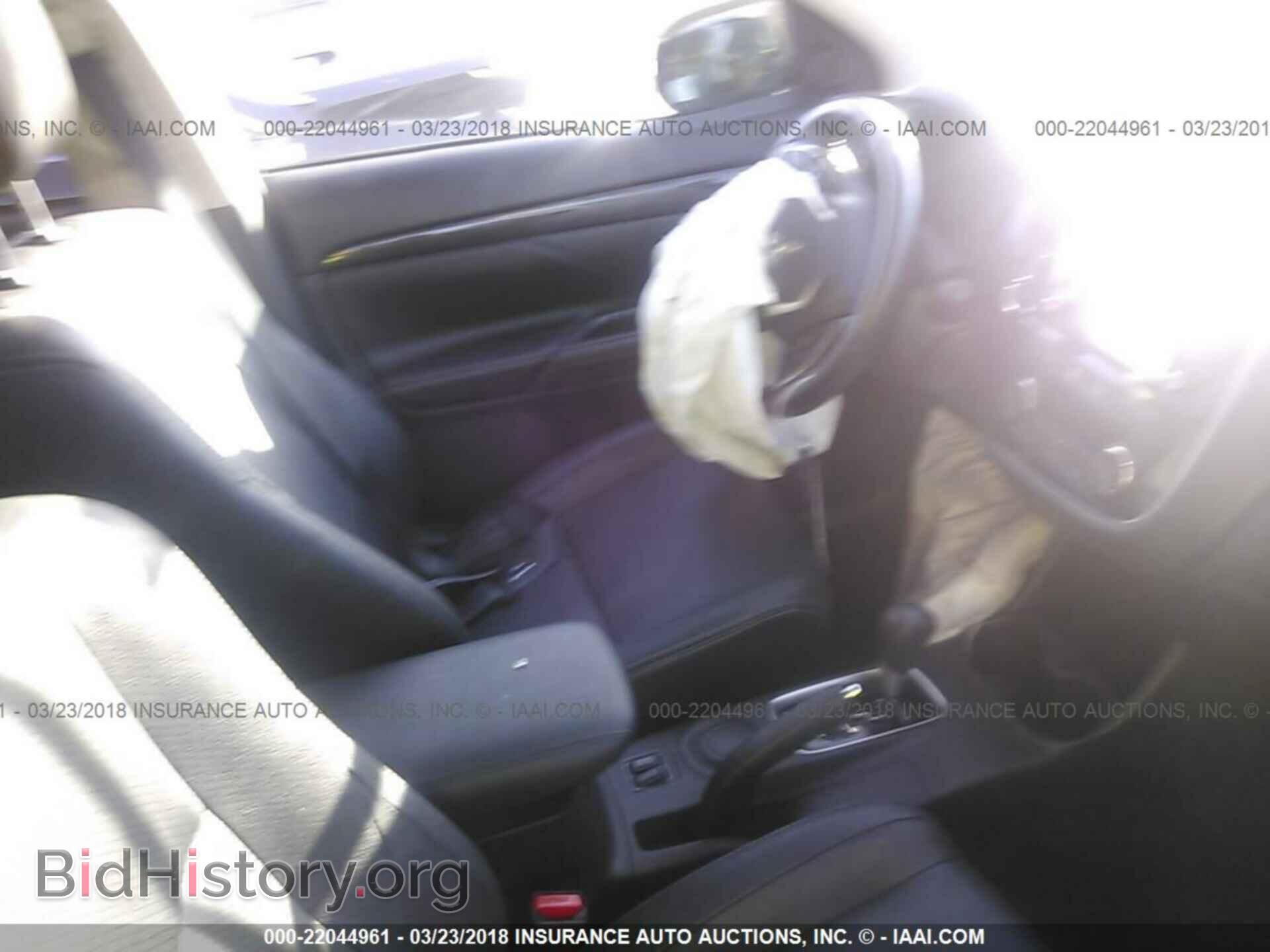 2016 Mitsubishi Outlander - VIN: JA4AD3A37GZ002637 - Фото 5