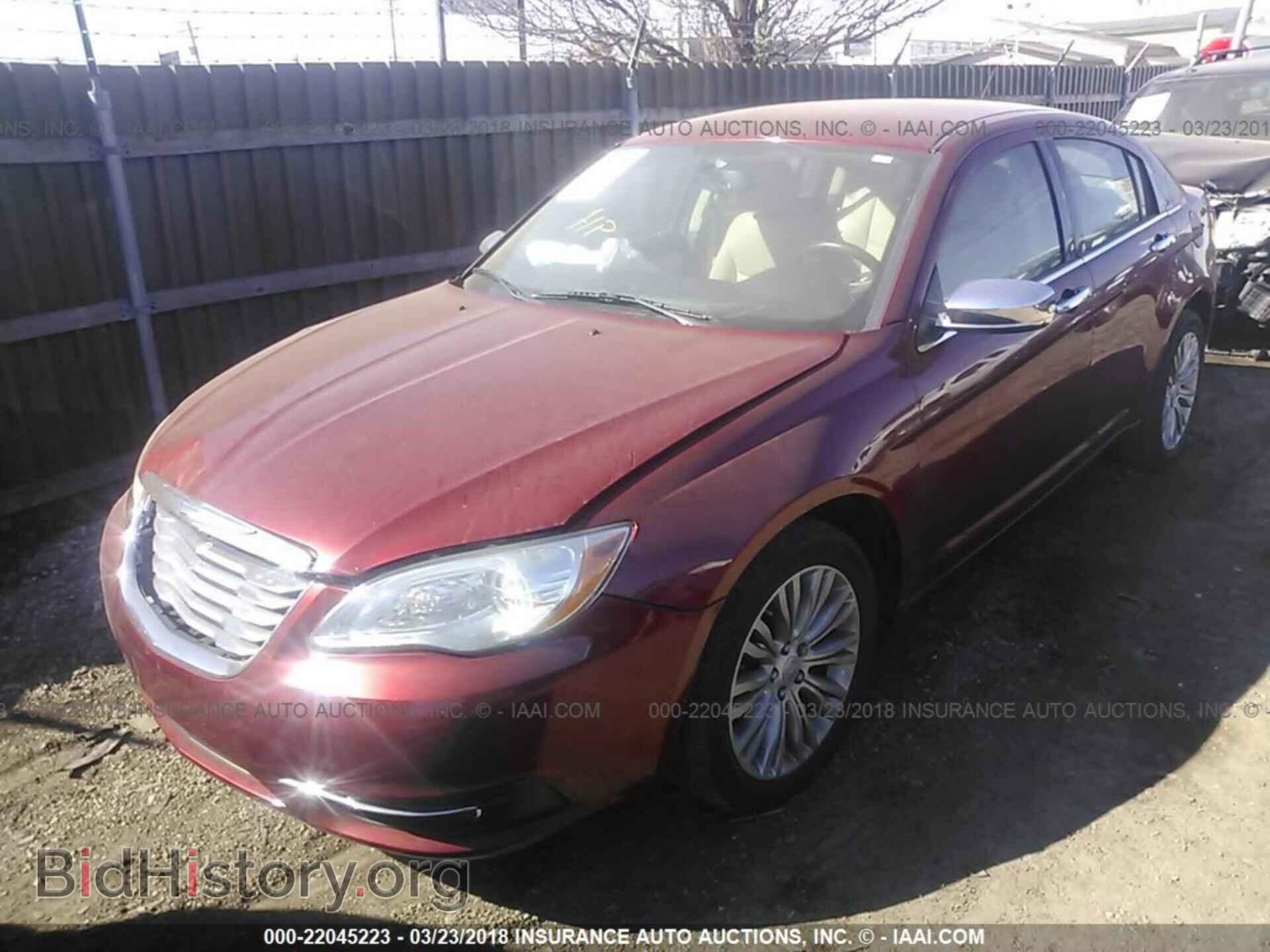 2012 Chrysler 200 - VIN: 1C3CCBCB7CN258038 - Photo 2