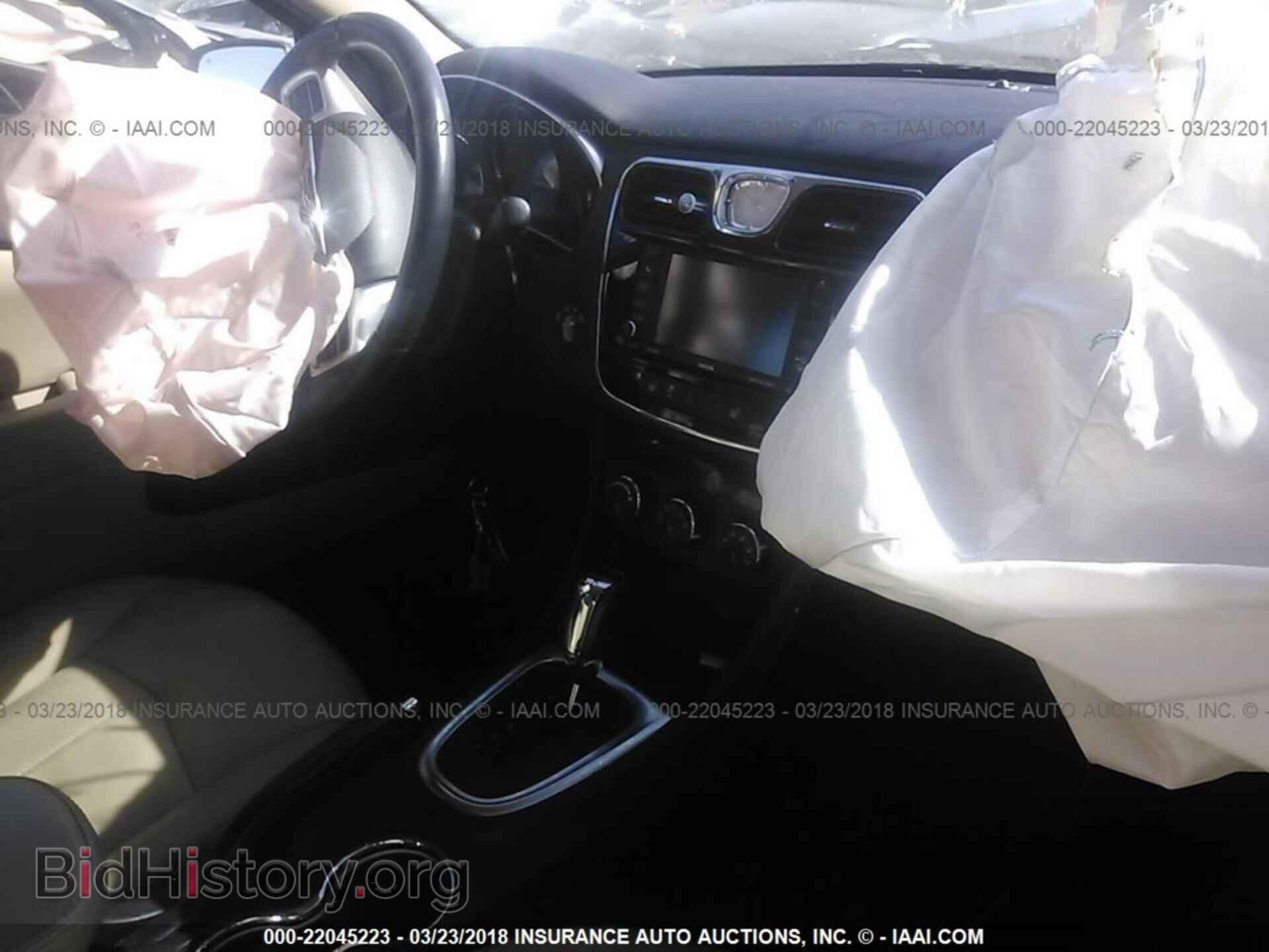 2012 Chrysler 200 - VIN: 1C3CCBCB7CN258038 - Photo 5