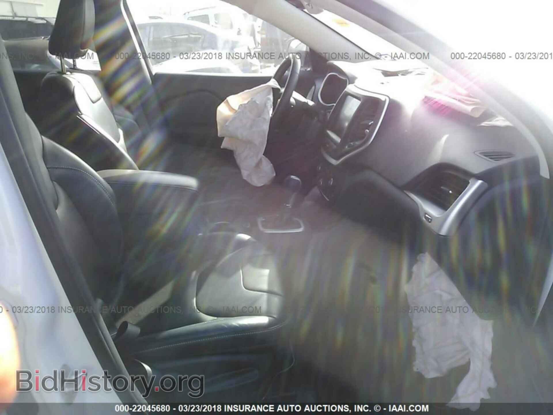 2014 Jeep Cherokee - VIN: 1C4PJLDS1EW318576 - Фото 5