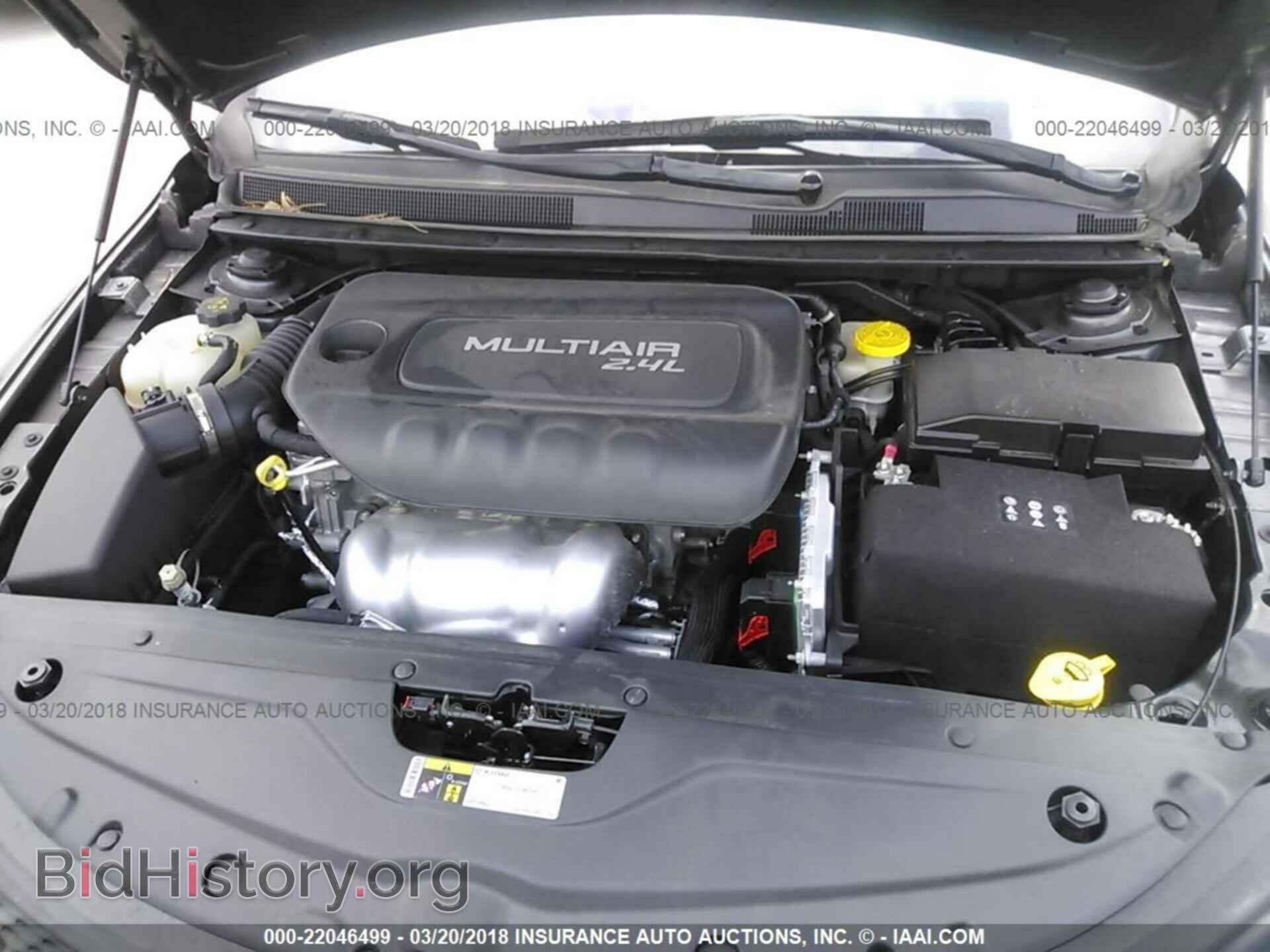 2015 Chrysler 200 - VIN: 1C3CCCBB1FN647589 - Photo 10