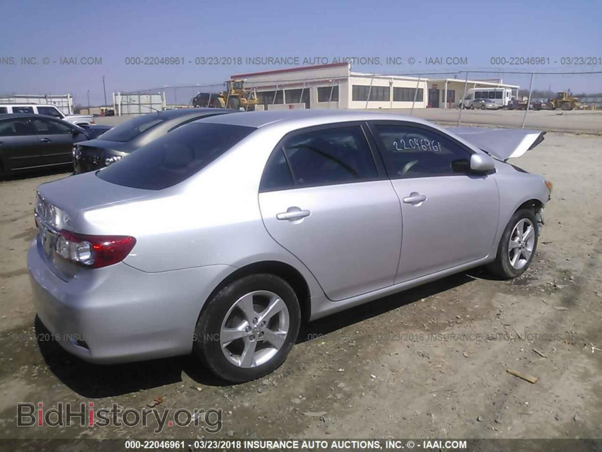 2011 Toyota Corolla - VIN: 2T1BU4EEXBC651329 - Photo 4