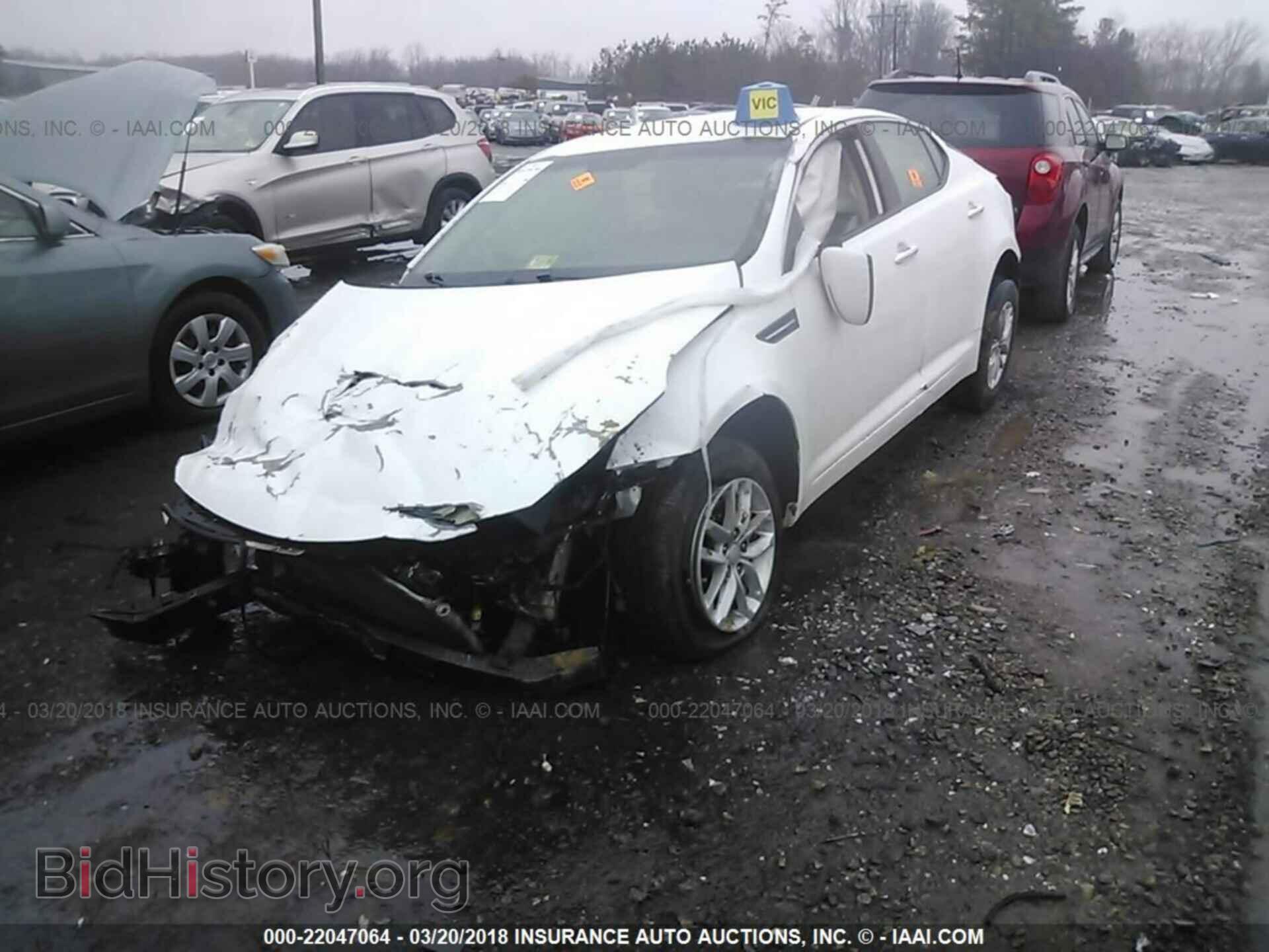 2013 Kia Optima - VIN: KNAGM4A73D5373173 - Photo 2