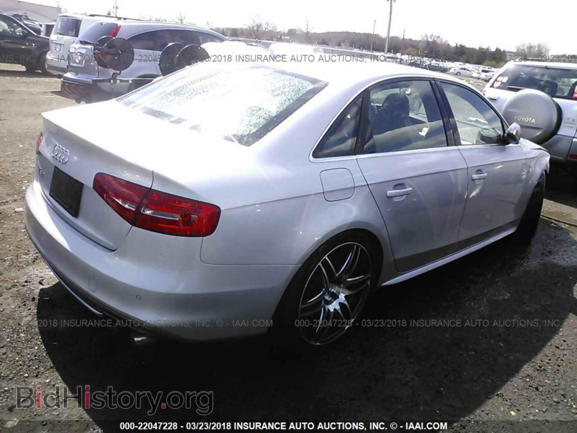 2013 Audi S4 - VIN: WAUBGAFL4DA200663 - Фото 4