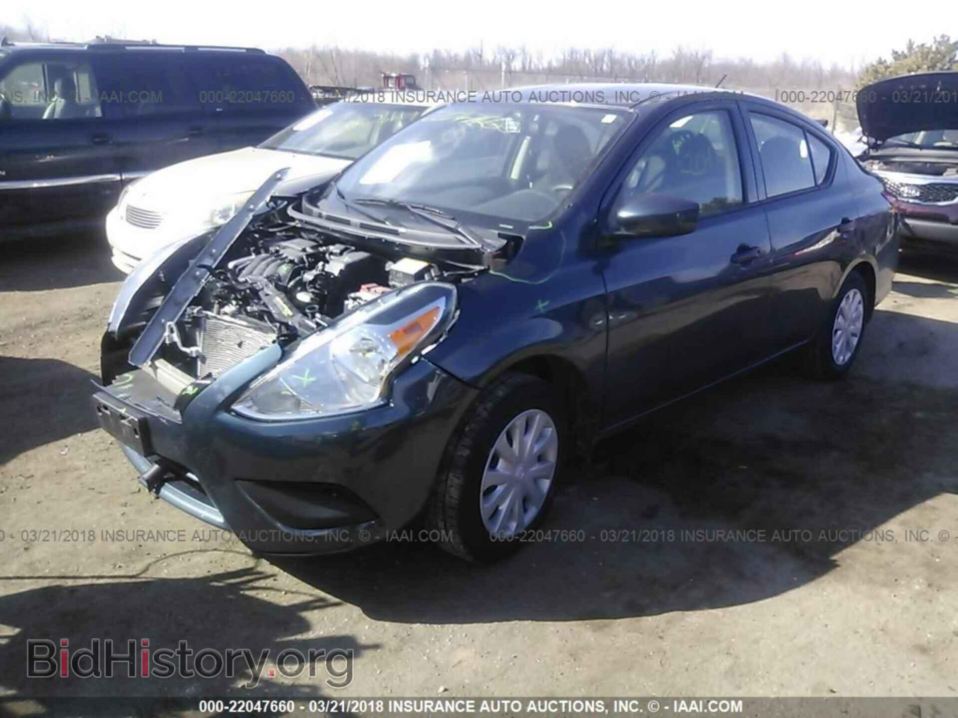 2017 Nissan Versa - VIN: 3N1CN7AP6HL896910 - Фото 2