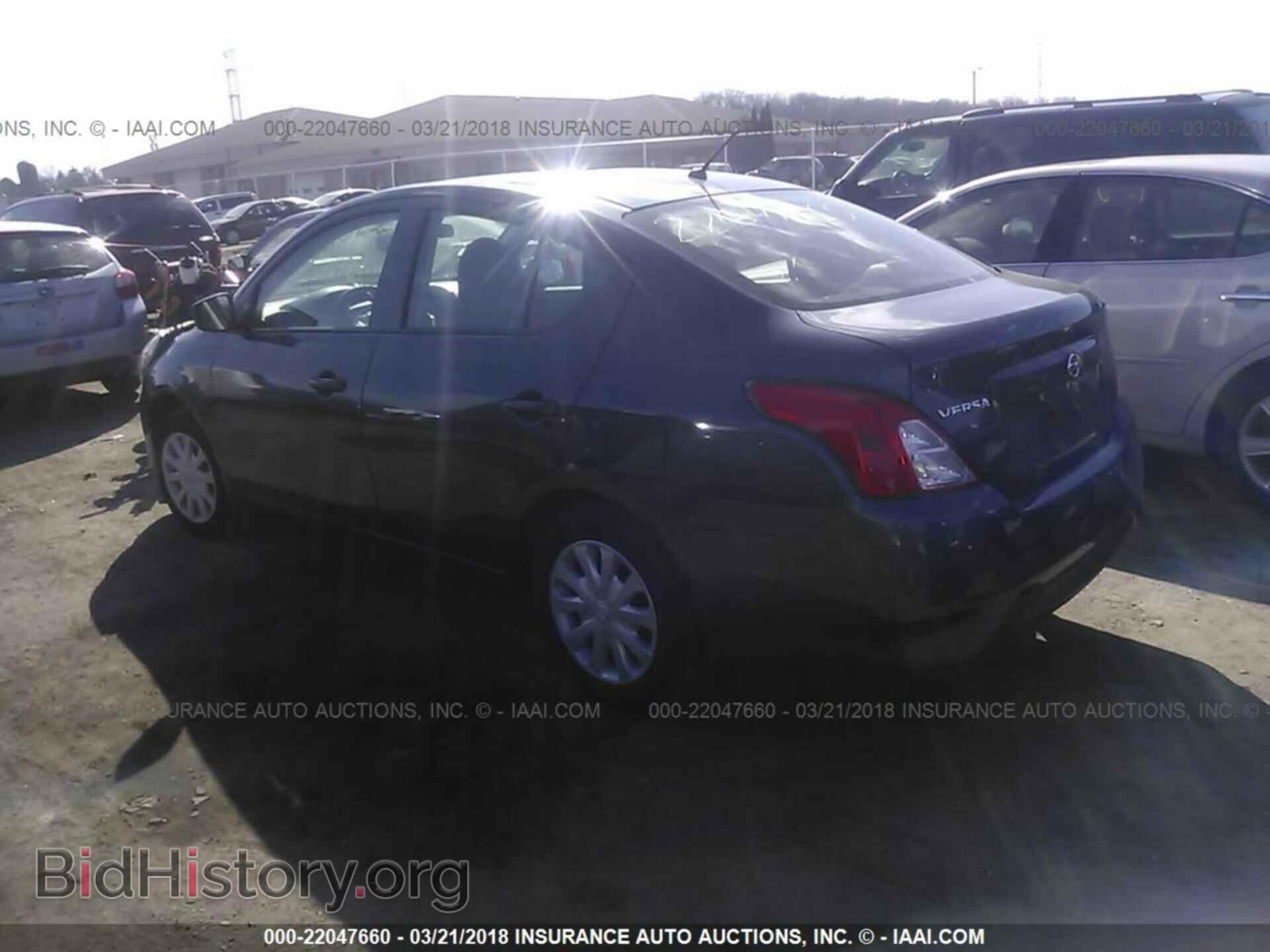 2017 Nissan Versa - VIN: 3N1CN7AP6HL896910 - Фото 3