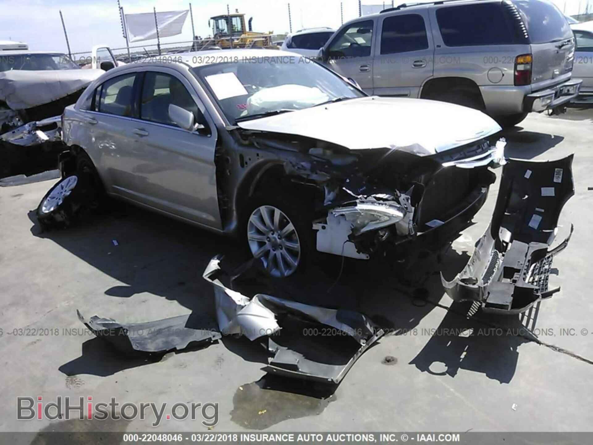 Photo 1C3CCBBB1DN679529 - Chrysler 200 2013