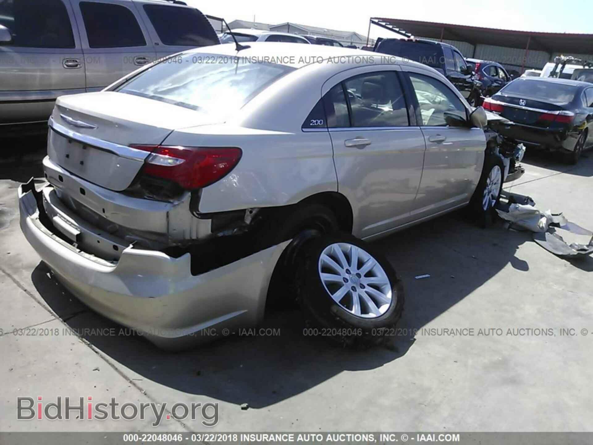 2013 Chrysler 200 - VIN: 1C3CCBBB1DN679529 - Фото 4